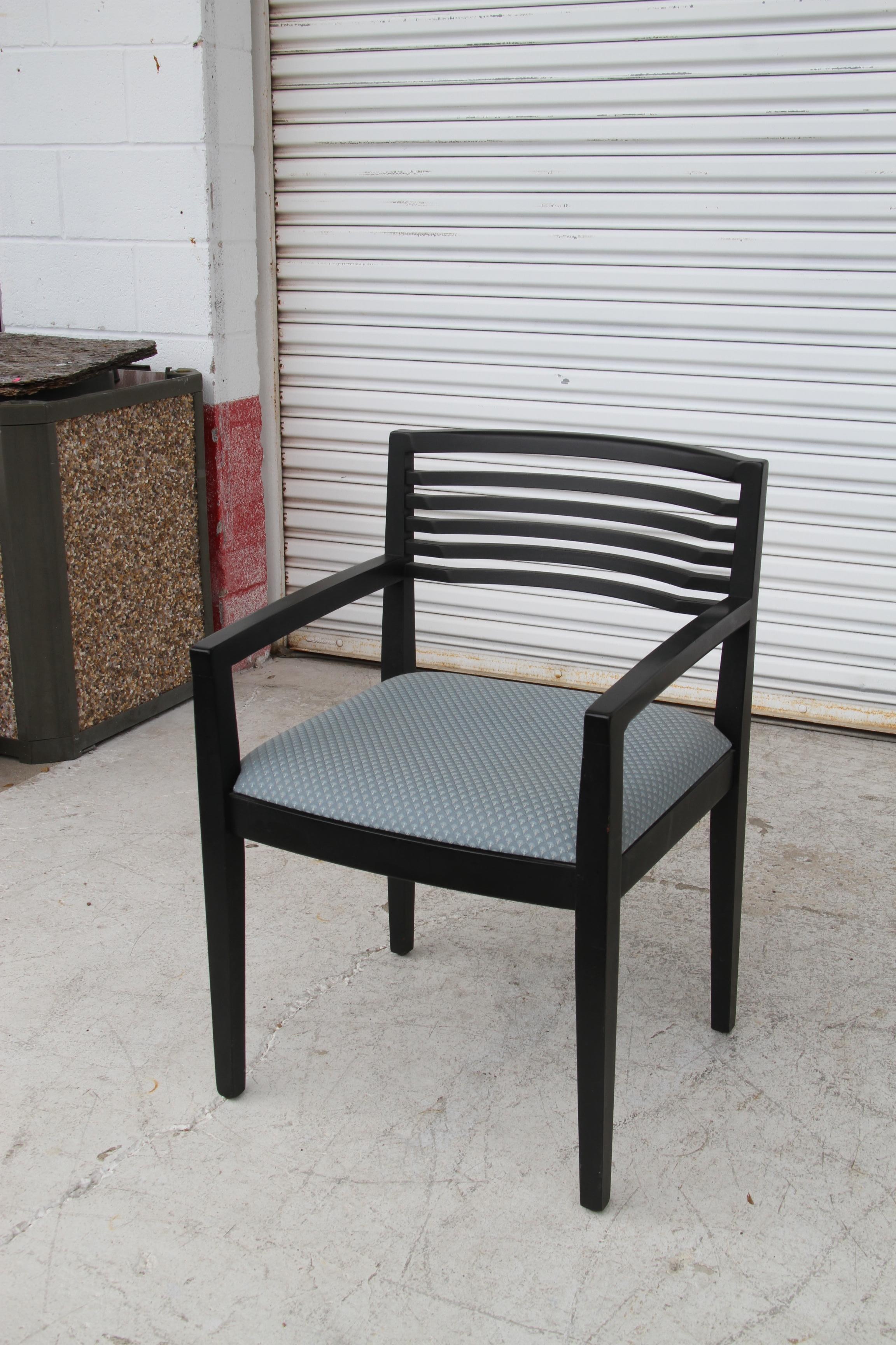 Mid-Century Modern Set of 4 Ebonized Knoll Ricchio Chairs For Sale