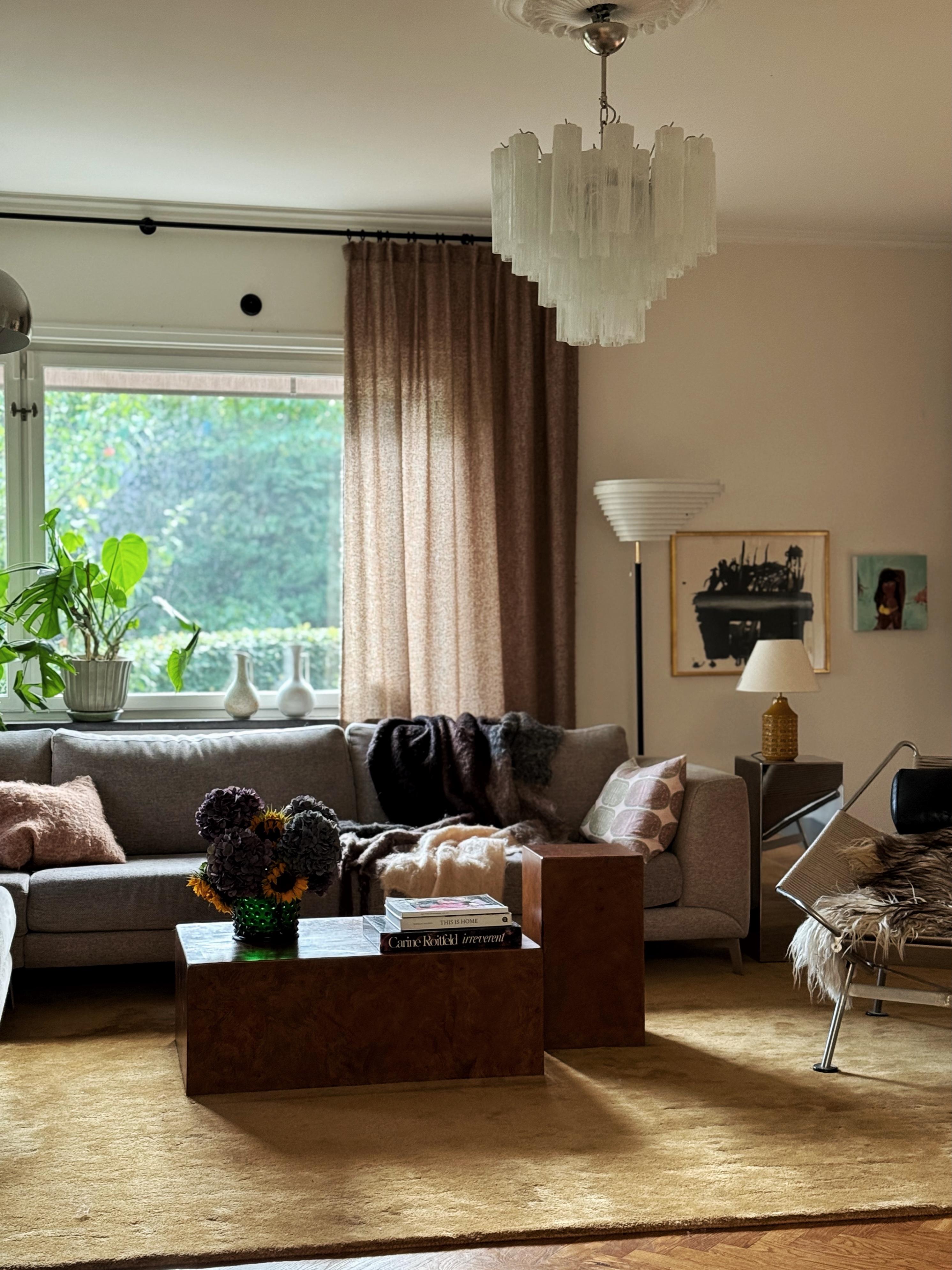 Italian Set of 4 Eclectic White Murano Chandeliers Tronchi - Swirled Marbled Pattern For Sale