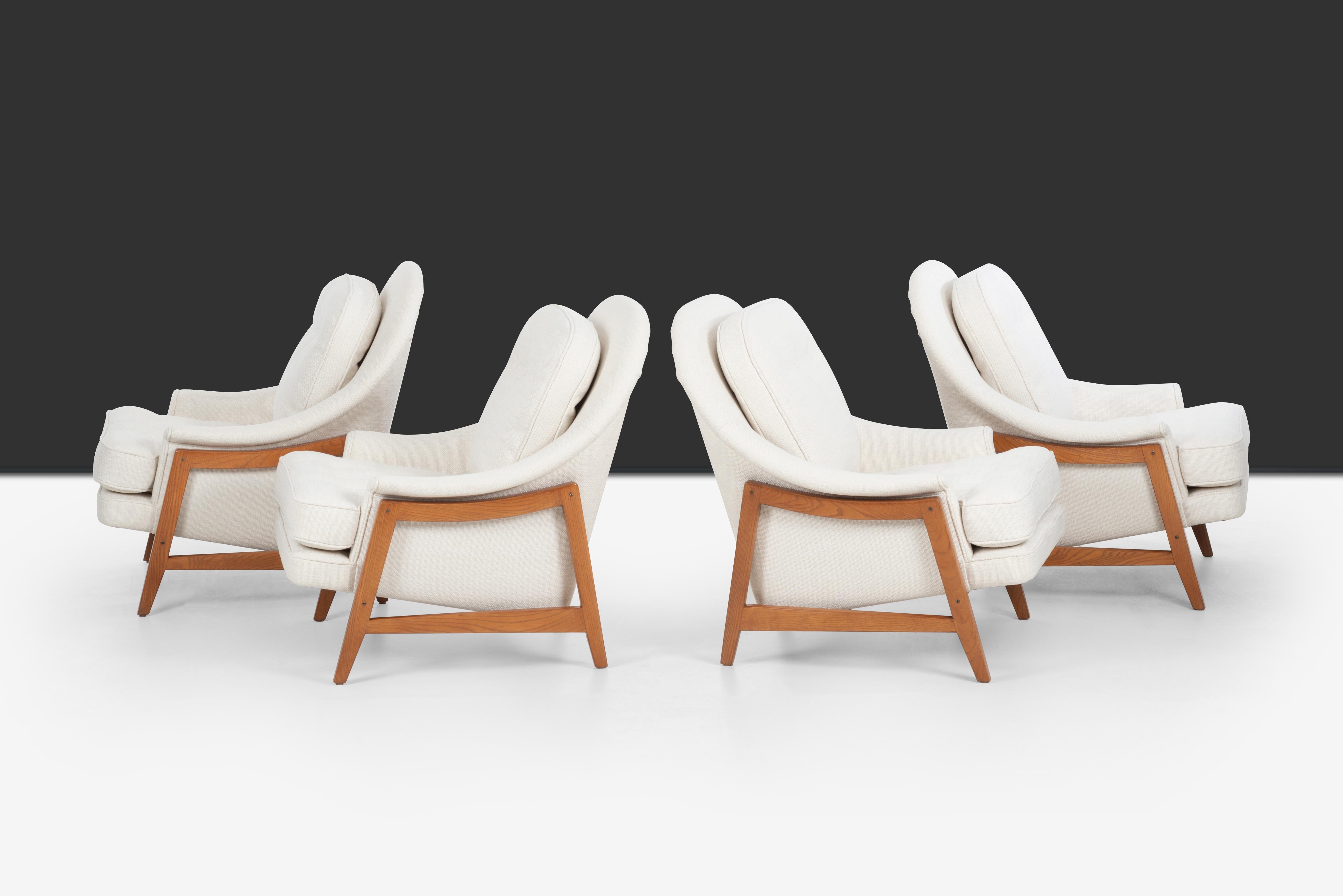Mid-Century Modern Set of 4 Edward Wormley Janus Lounge Chairs For Sale