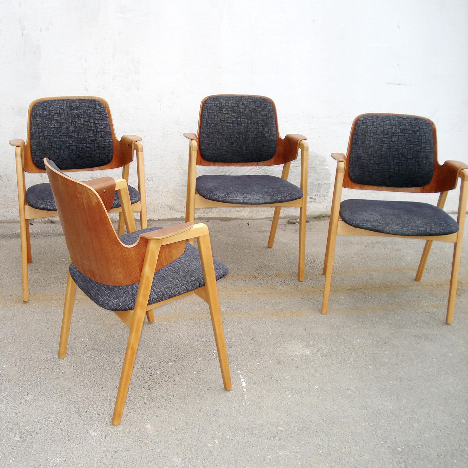 Mid-Century Modern Ensemble de 4 chaises de salle à manger en teck Elias Barup avec tapisserie d'origine, 1950 Suède en vente