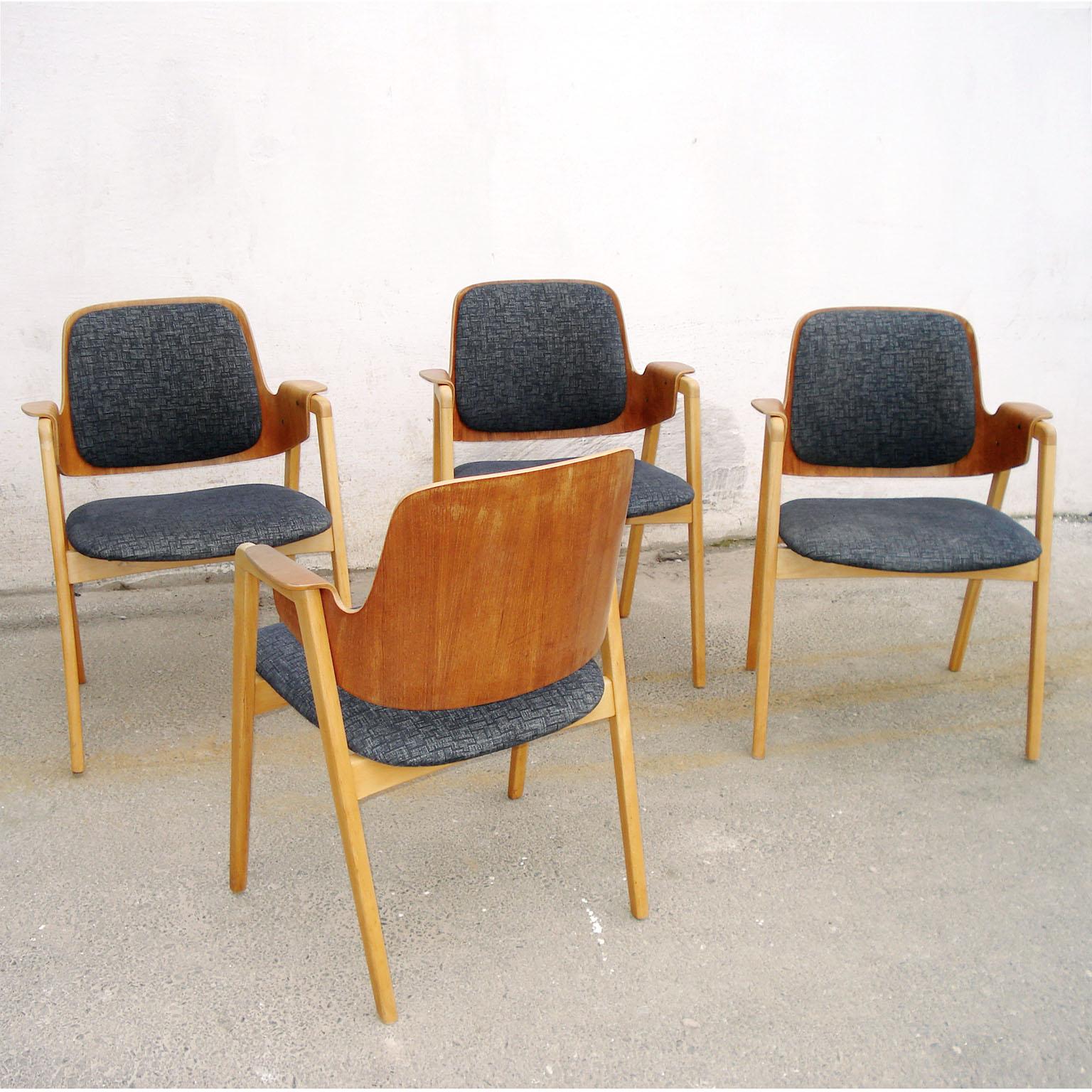 Satz von 4 Elias Barup Teakholz-Esszimmerstühlen mit Original-Polsterung, 1950er Jahre Schweden (Schwedisch) im Angebot