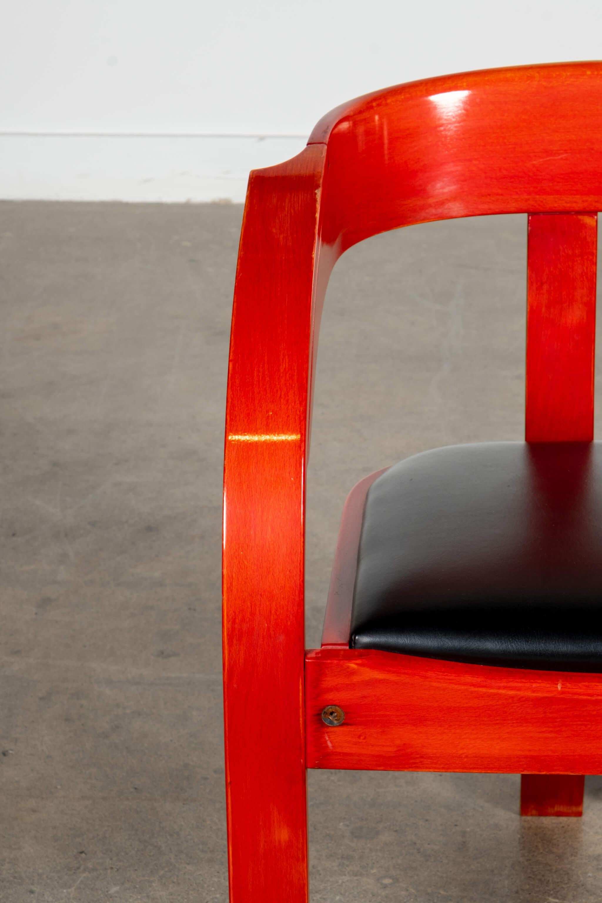 Milieu du XXe siècle Ensemble de 4 fauteuilslisa de Giovanni Battista Bassi pour Poltronova en vente