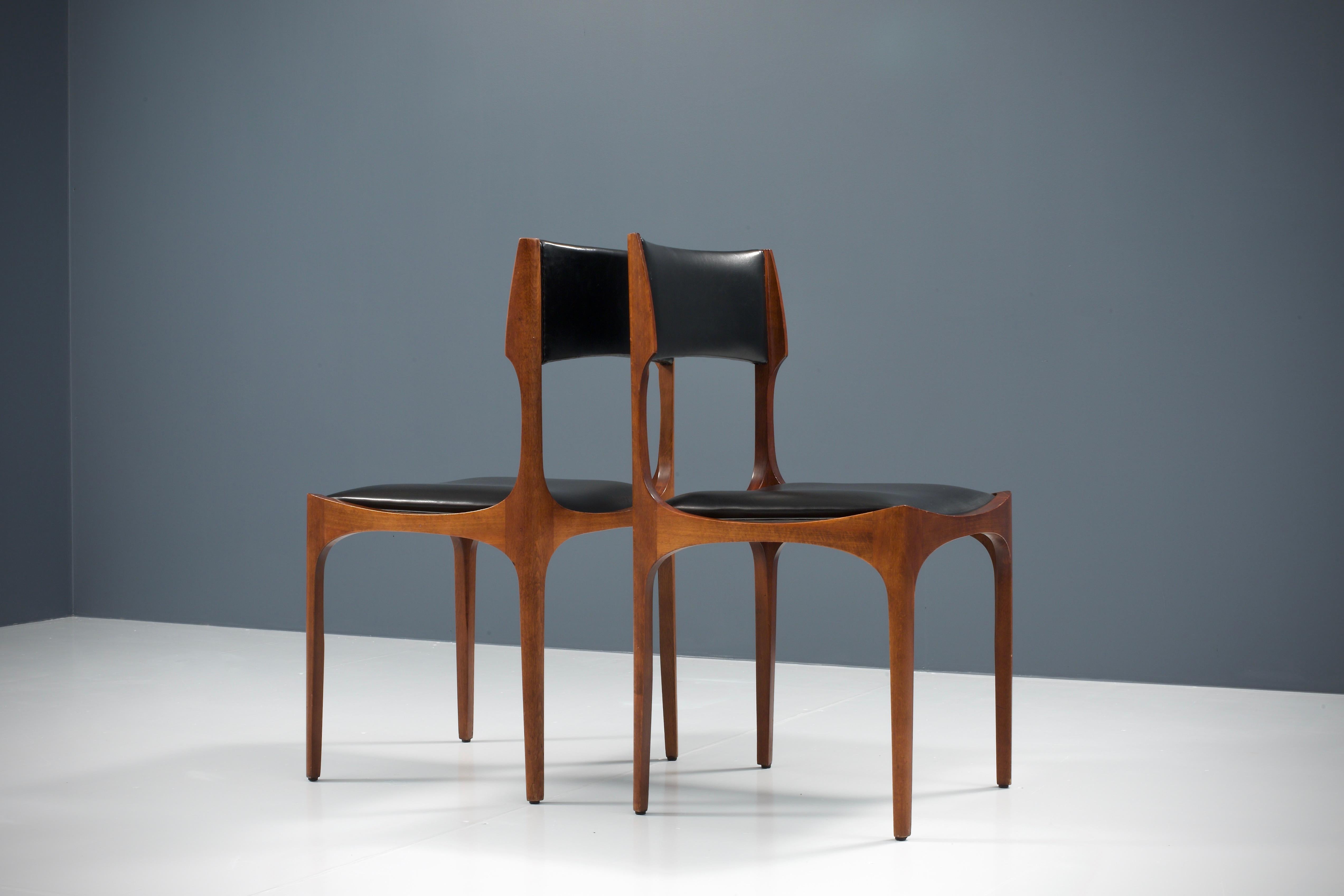Milieu du XXe siècle Ensemble de 4 chaises de salle à mangerlisabetta de Giuseppe Gibelli, Italie, 1963 en vente