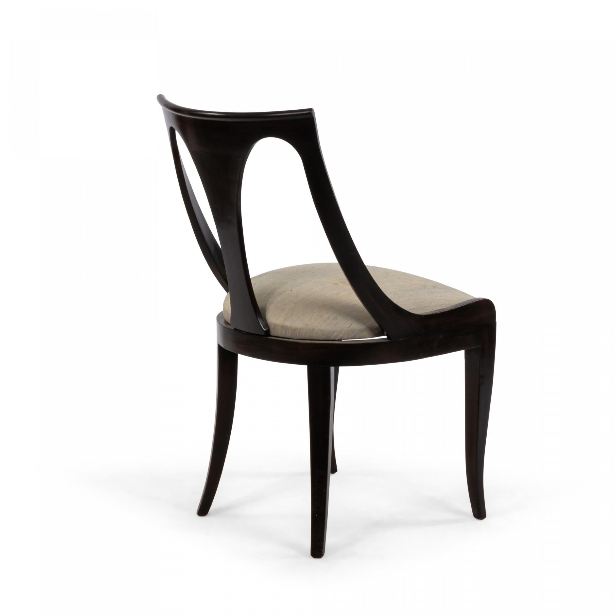 Ensemble de 4 chaises de salle à manger de style Empire en laque noire et soie bleue Bon état - En vente à Queens, NY