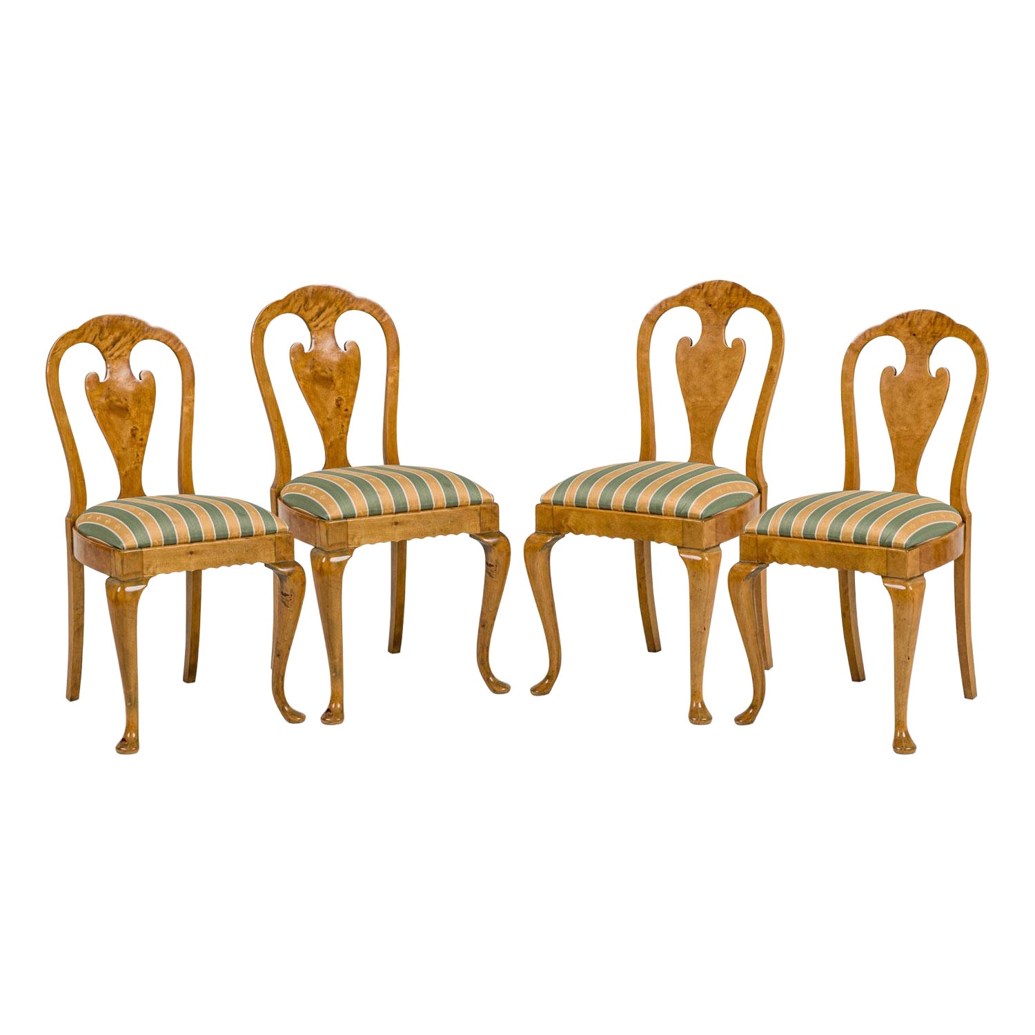 Set of 4 English Queen Anne Style Side Chairs im Angebot