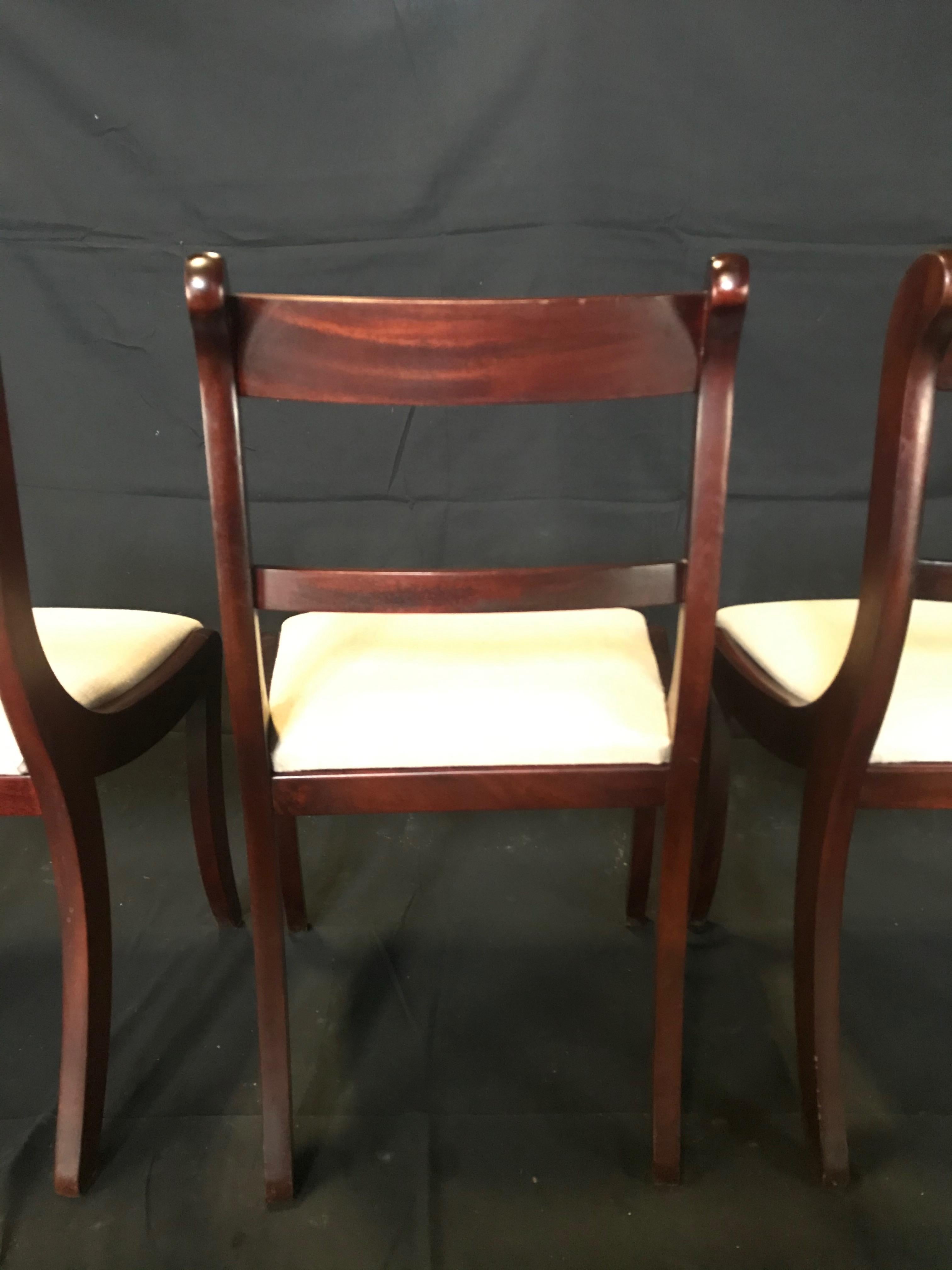 Set of 4 English Regency Mahogany and Brass Inlaid Dining Chairs In Excellent Condition In Hopewell, NJ