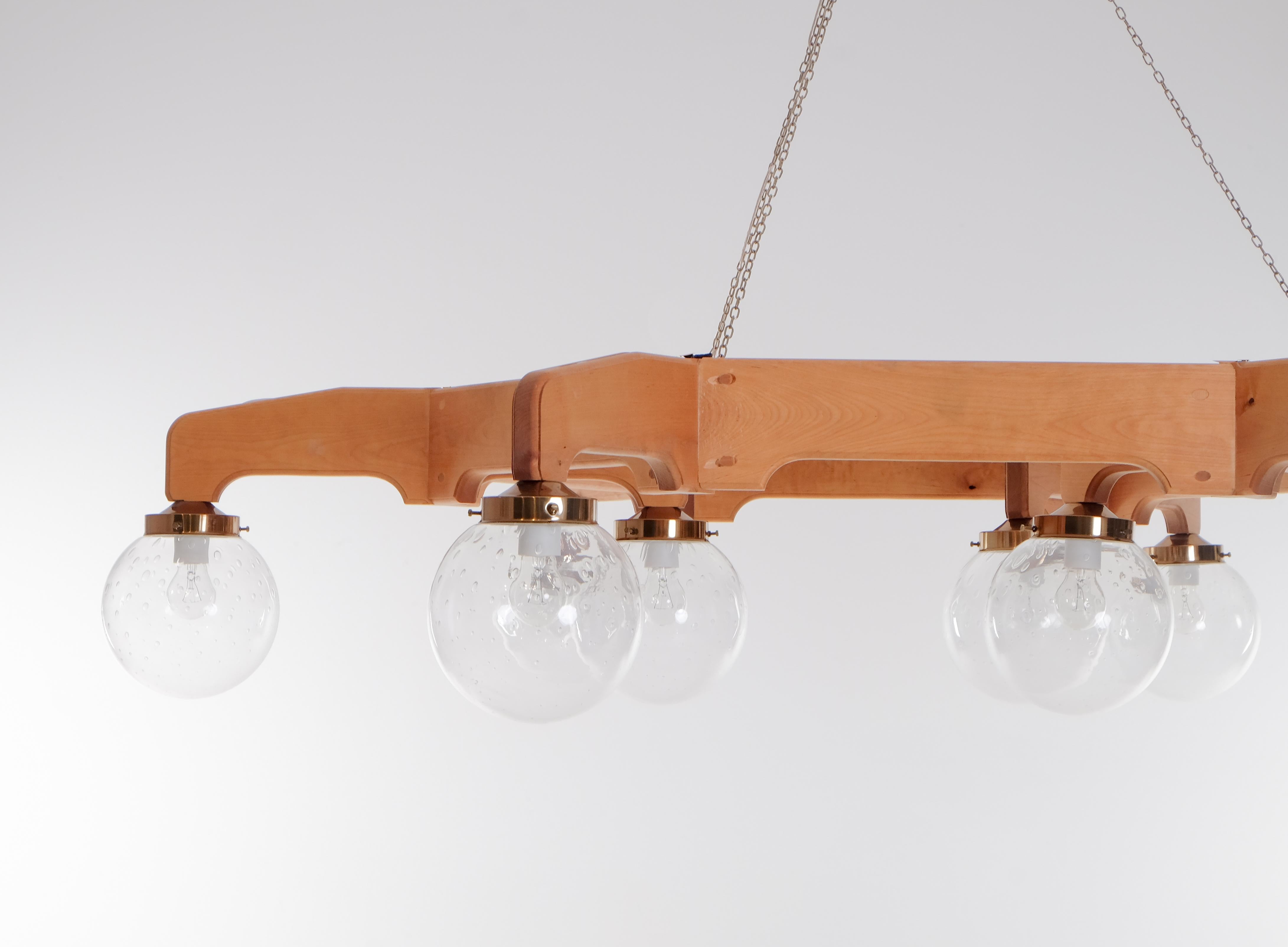 Set of 4 Exceptional Swedish Ceiling Lights in pine, 1970s For Sale 4