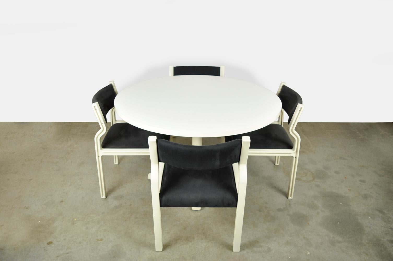 Set of 4 experimental dining chairs by Pierre Mennen for Pastoe, 1972 Netherland For Sale 8