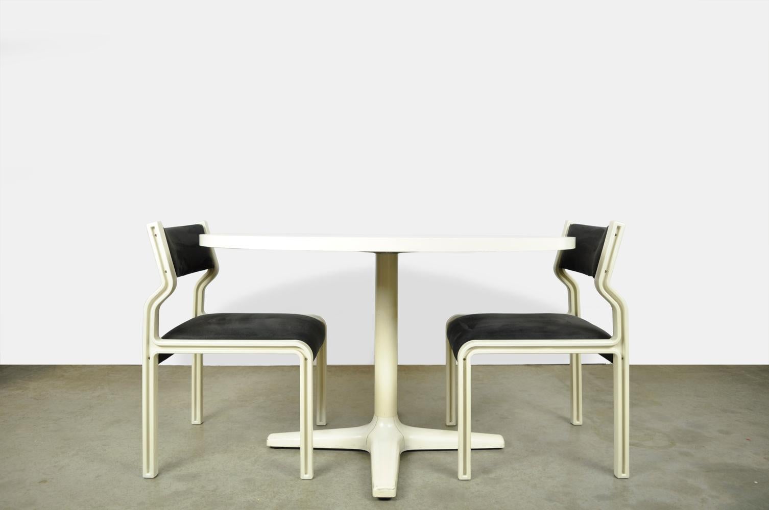 Set of 4 experimental dining chairs by Pierre Mennen for Pastoe, 1972 Netherland For Sale 8