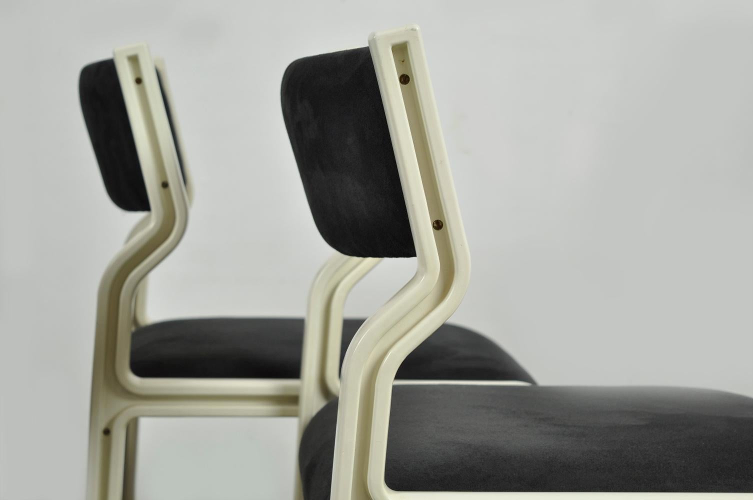 Set of 4 experimental dining chairs by Pierre Mennen for Pastoe, 1972 Netherland In Good Condition For Sale In Deventer, NL