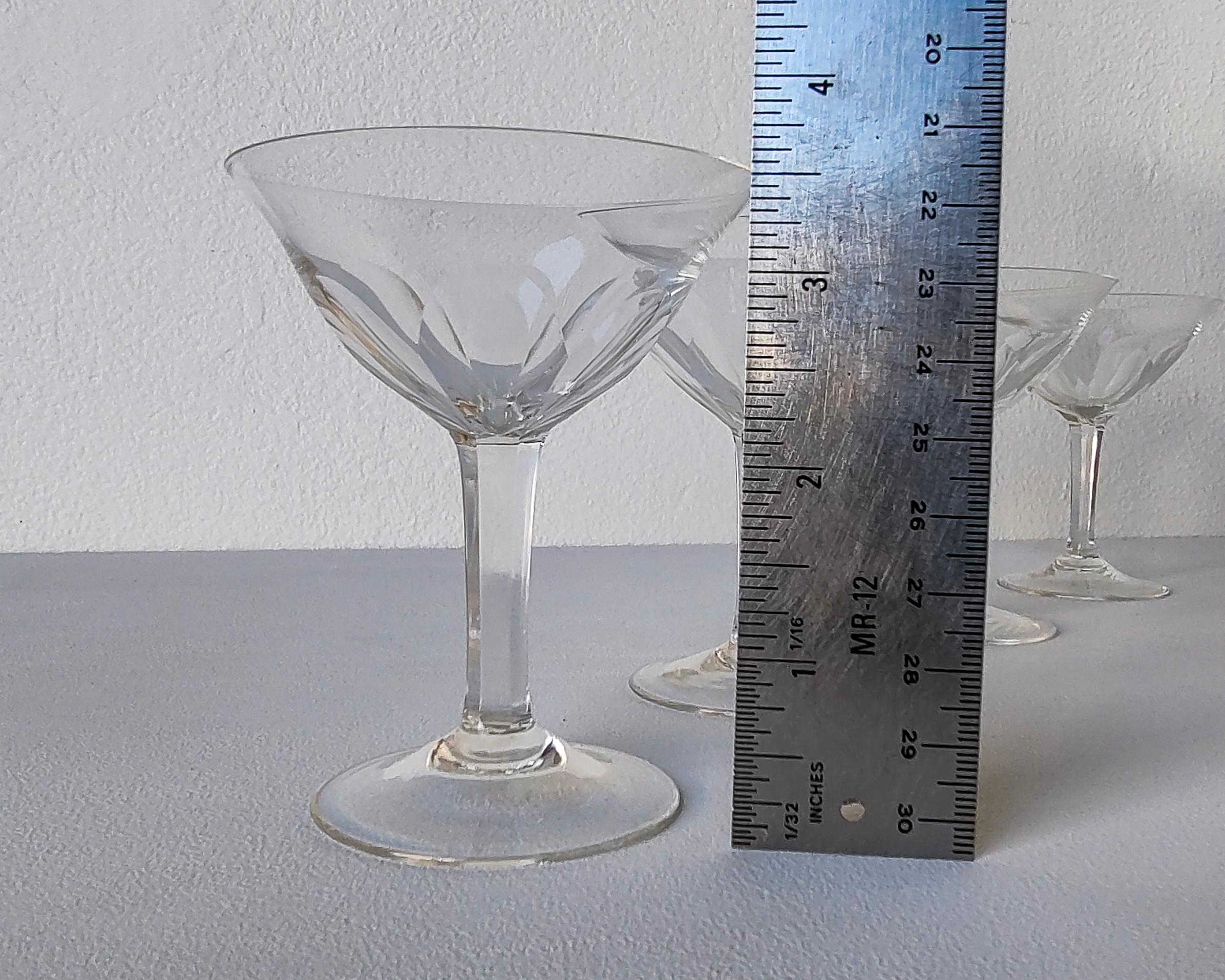 Set of 4 Faceted Gevaert Stemmed Cordial Glasses in the style of Val St Lambert For Sale 2