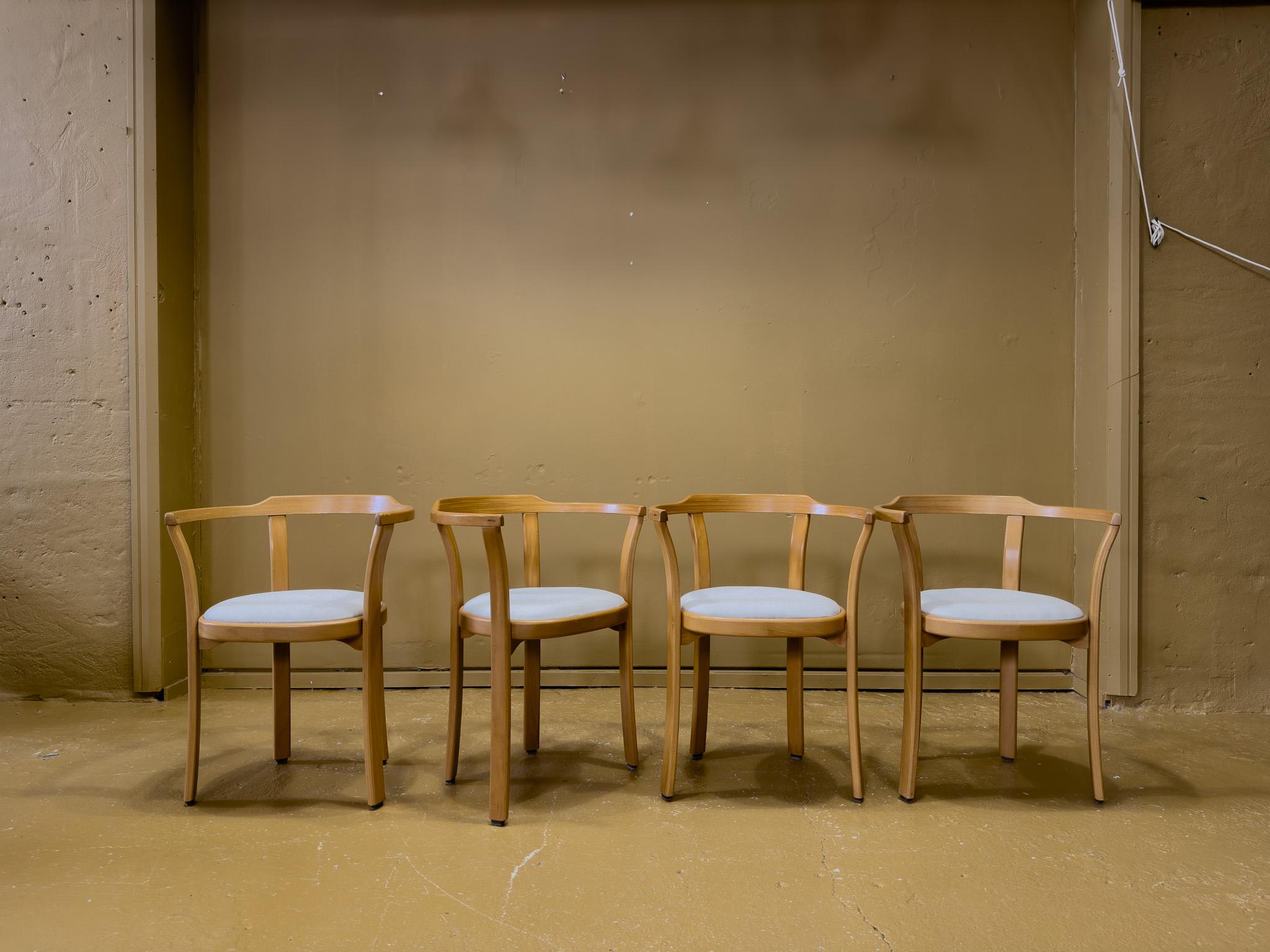 Mid-Century moderno Set di 4 sedie da pranzo Farstrup in vendita