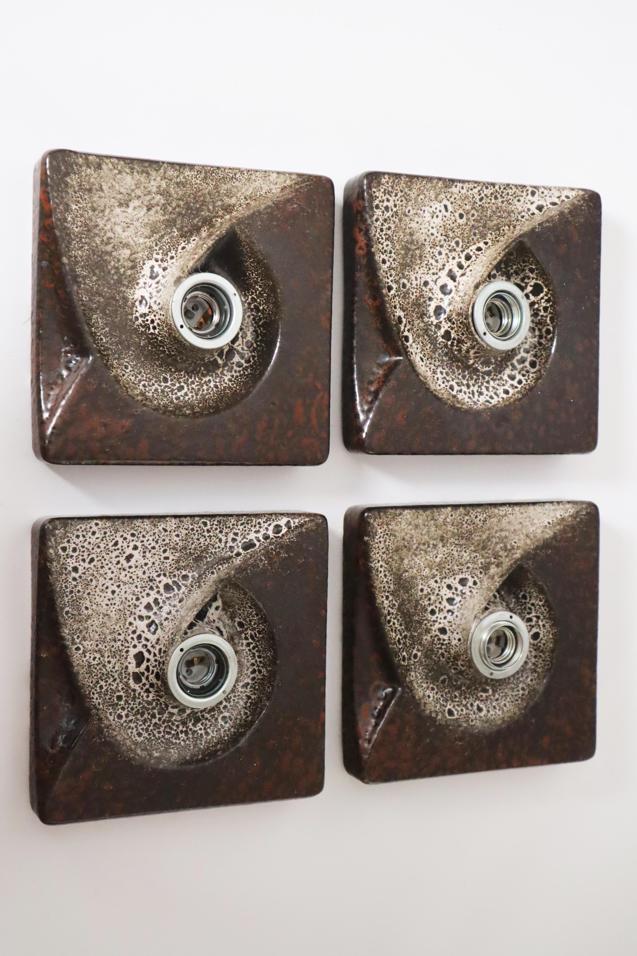 Ensemble de 4 lampes murales à tourbillon Fat Lava Brutalist par PAN Germany 1960s en vente 2