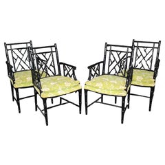 Ensemble de 4 fauteuils de salle à manger en faux bambou de style Chinoiserie Hollywood Regency -Tous les fauteuils