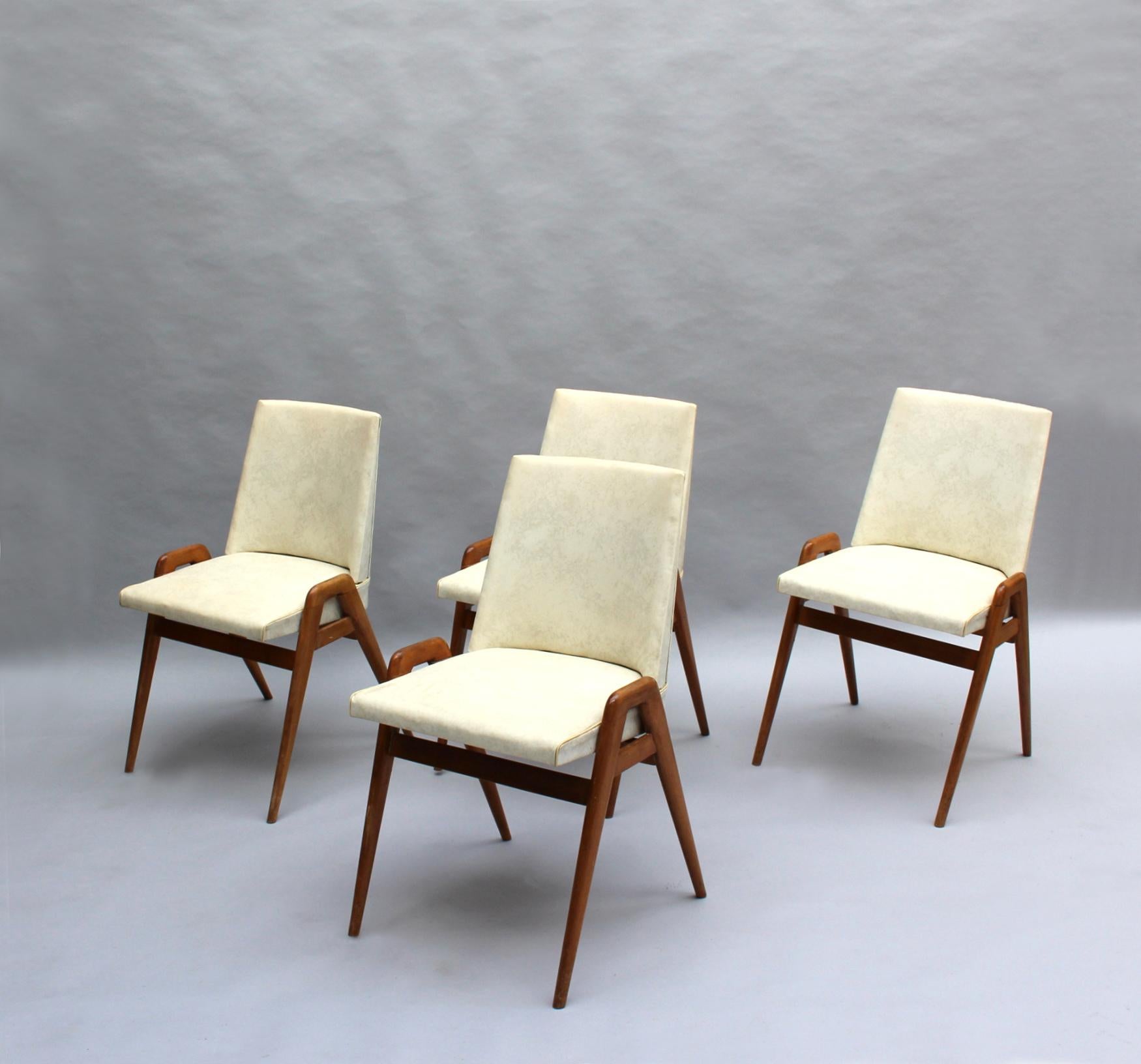 Mid-Century Modern Ensemble de 4 chaises de salle à manger des années 1950 en vente