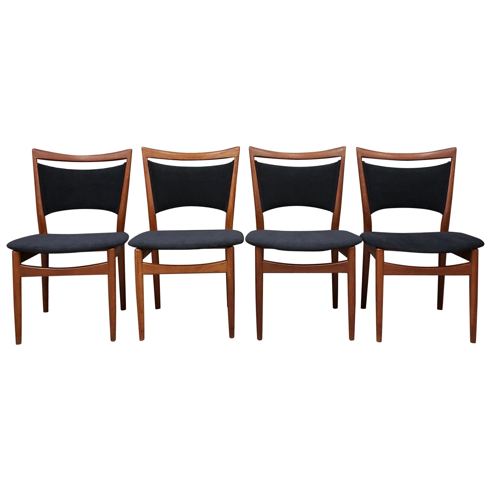 Set of 4 Finn Juhl for Soren Willadsen SW86 Dining Chairs For Sale