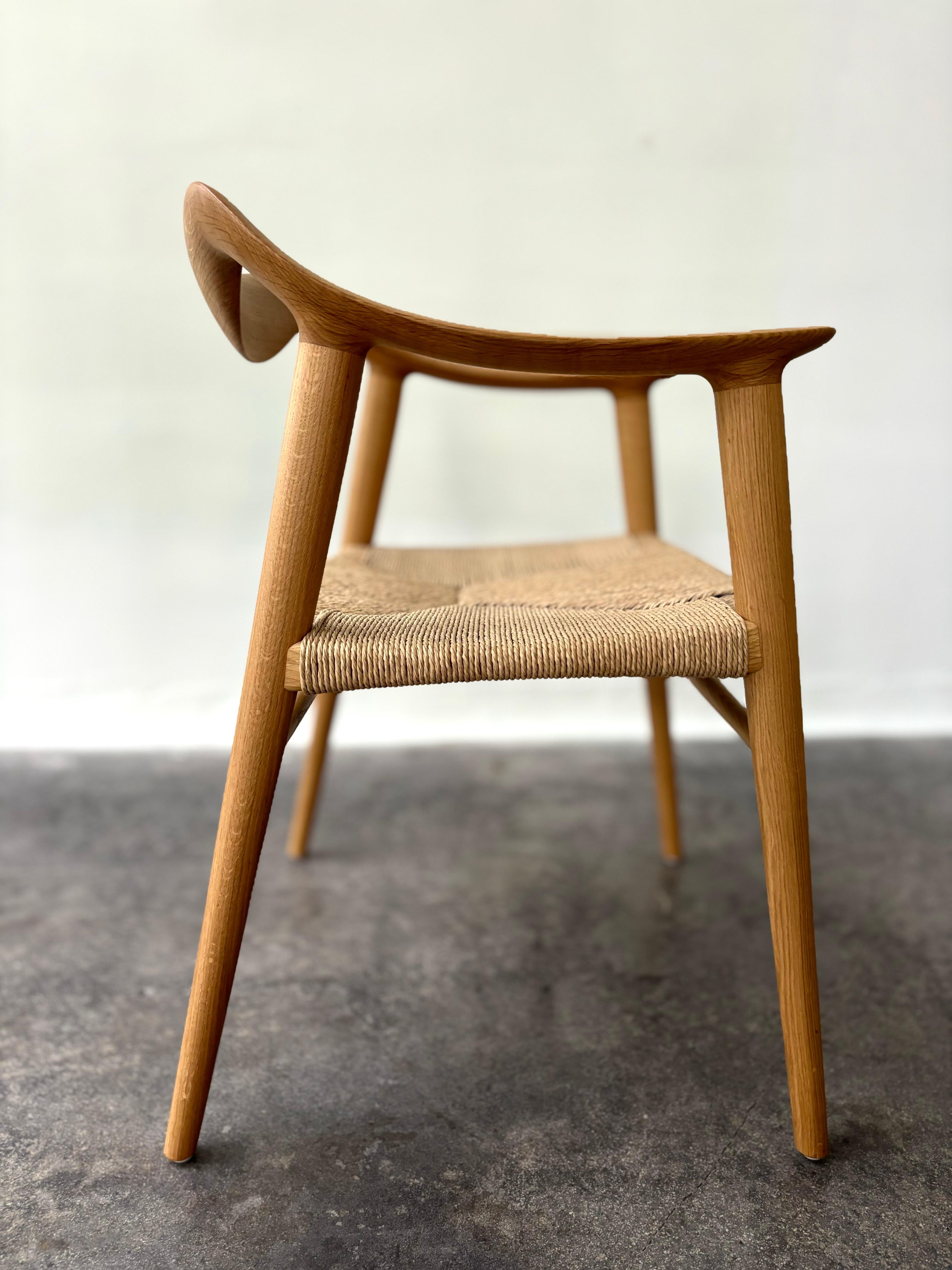Scandinave moderne Ensemble de 4 chaises de salle à manger Fjord Fiesta Bambi, comme neuves produites en Norvège en 2023 en vente