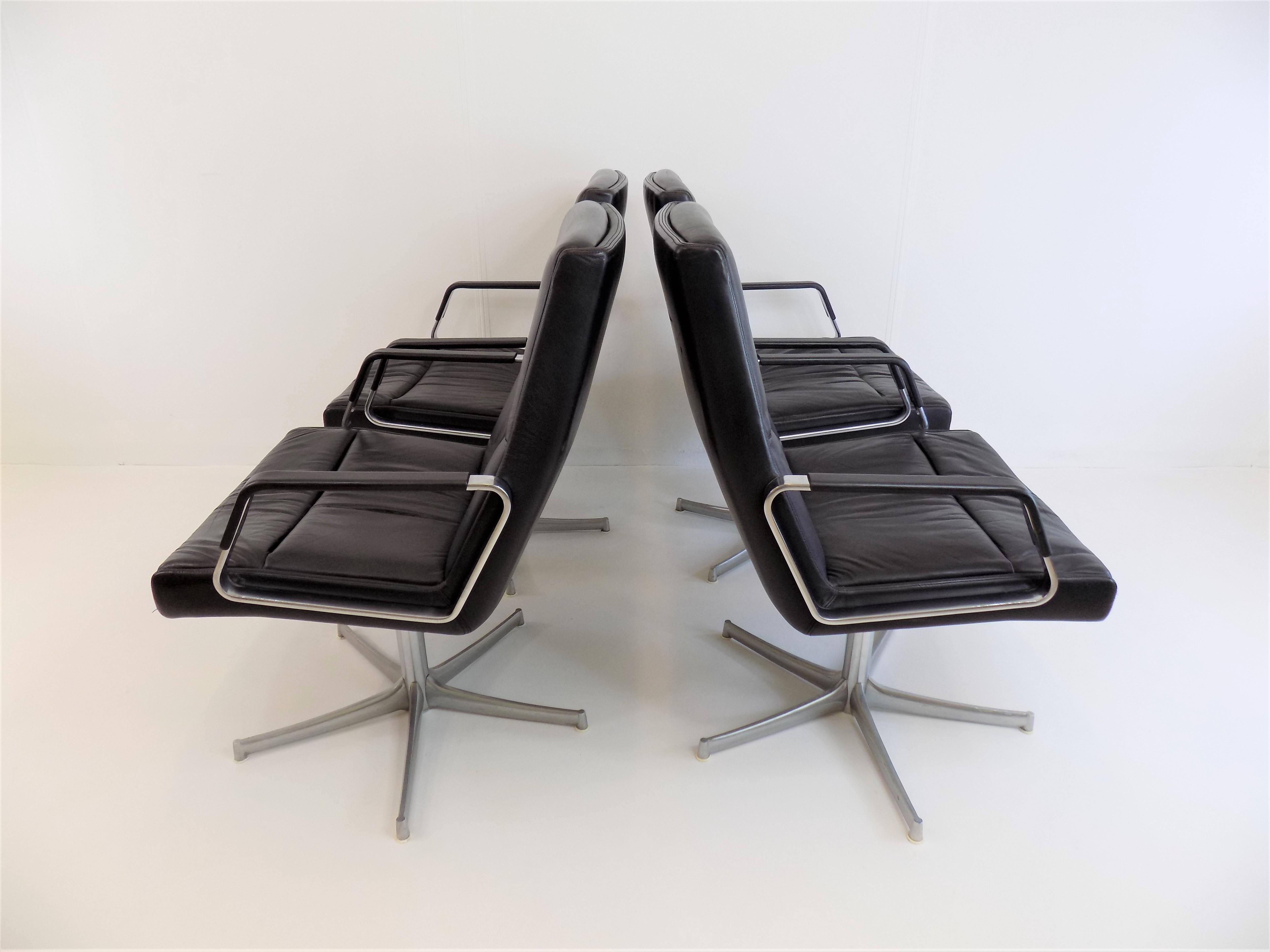 Mid-Century Modern Ensemble de 4 chaises longues FK 711 de Preben Fabricius/Jørgen Kastholm pour W. Knoll en vente