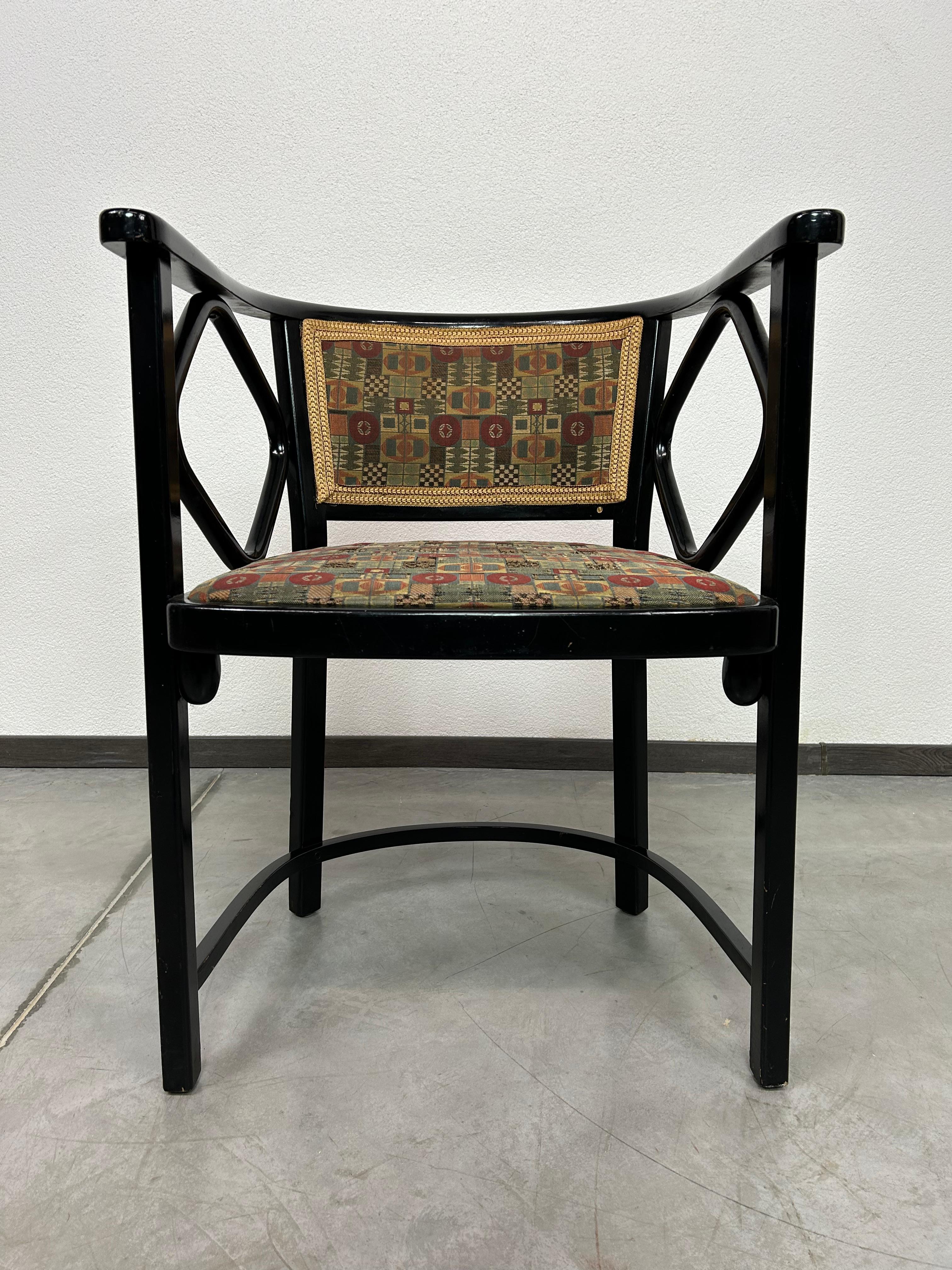 Late 20th Century Set of 4 Fledermaus chairs by Josef Hoffmann For Thonet For Sale