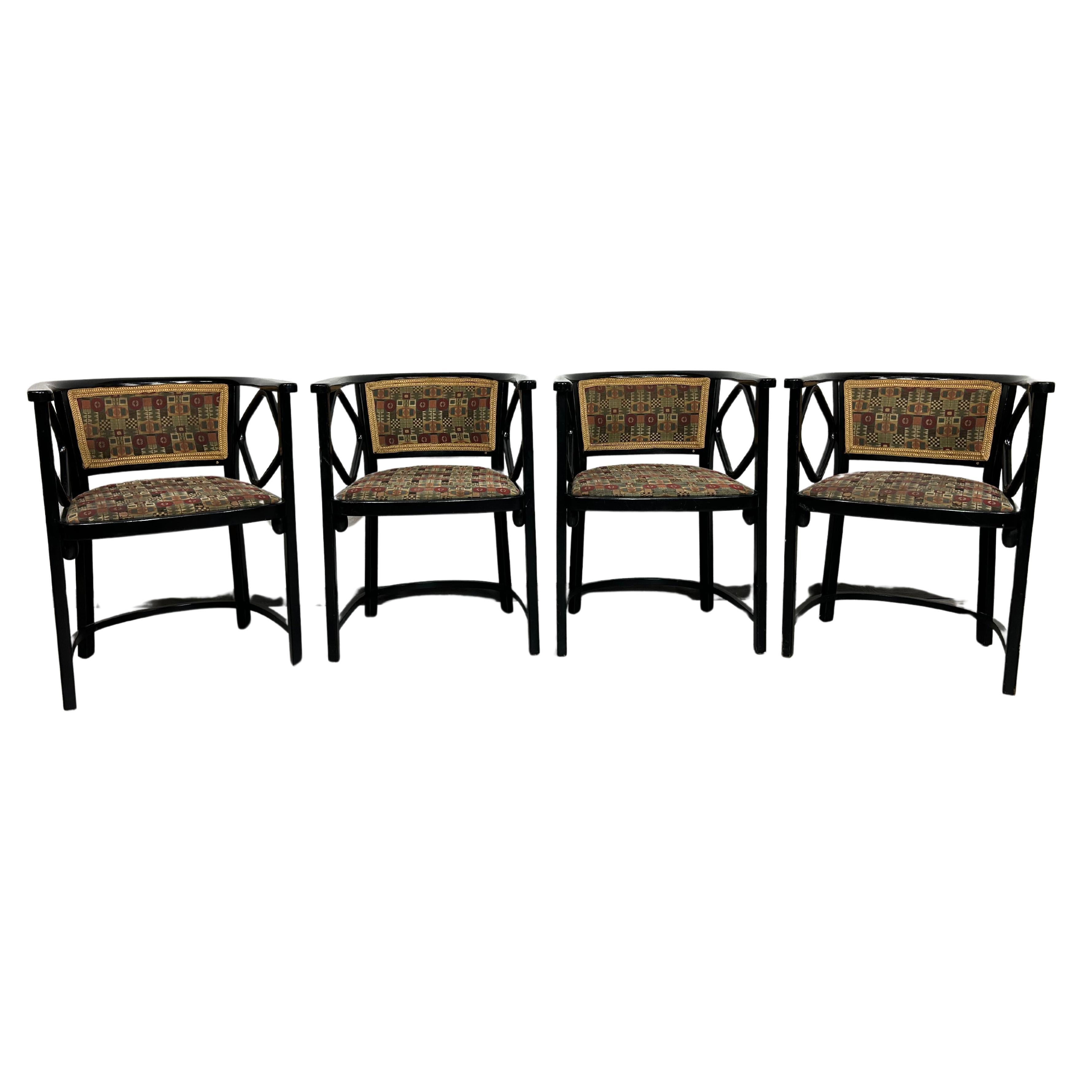 Satz von 4 Fledermaus-Stühlen von Josef Hoffmann für Thonet im Angebot