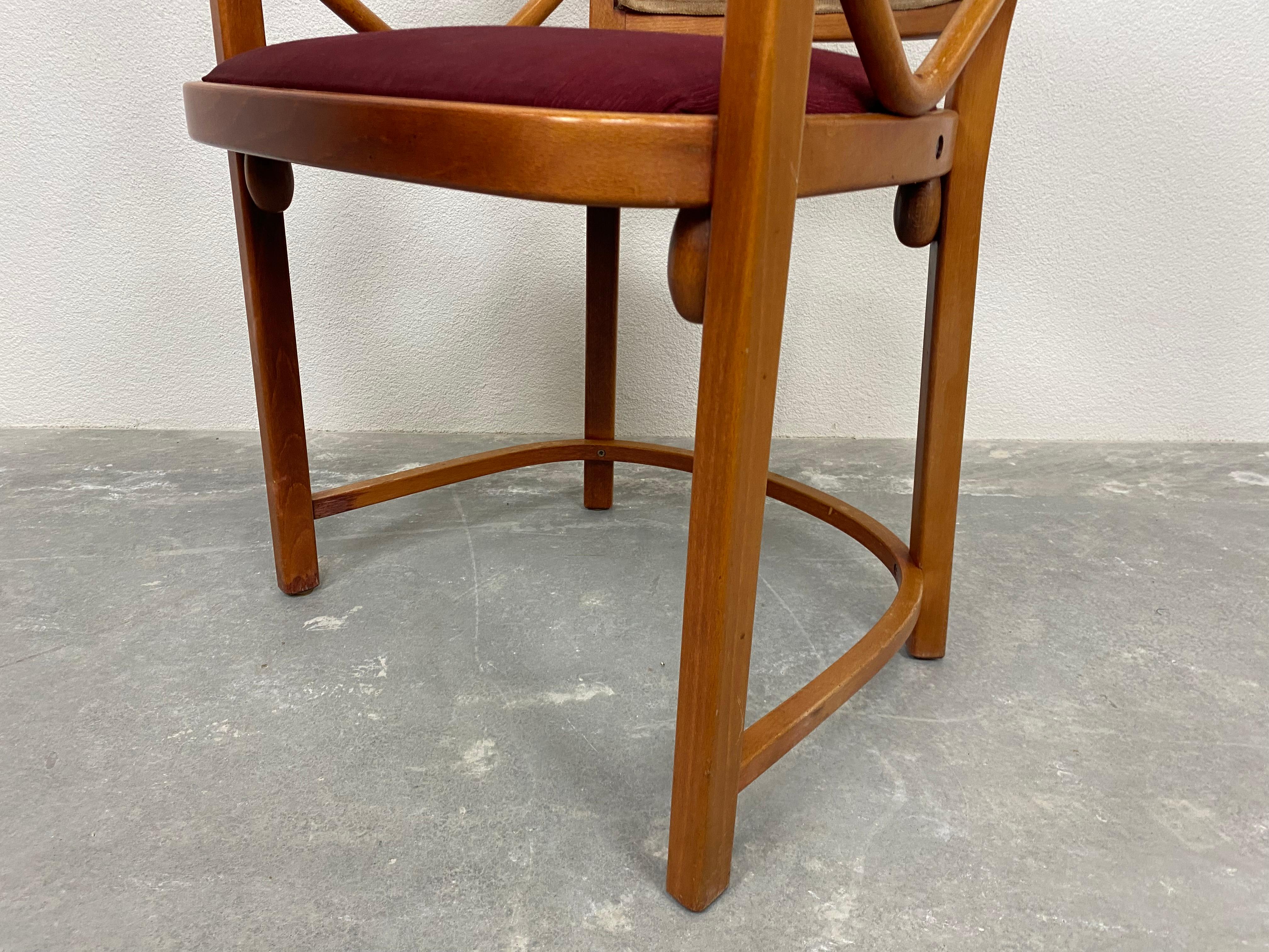 Set of 4 Fledermaus Chairs Executed by Thonet For Sale 1