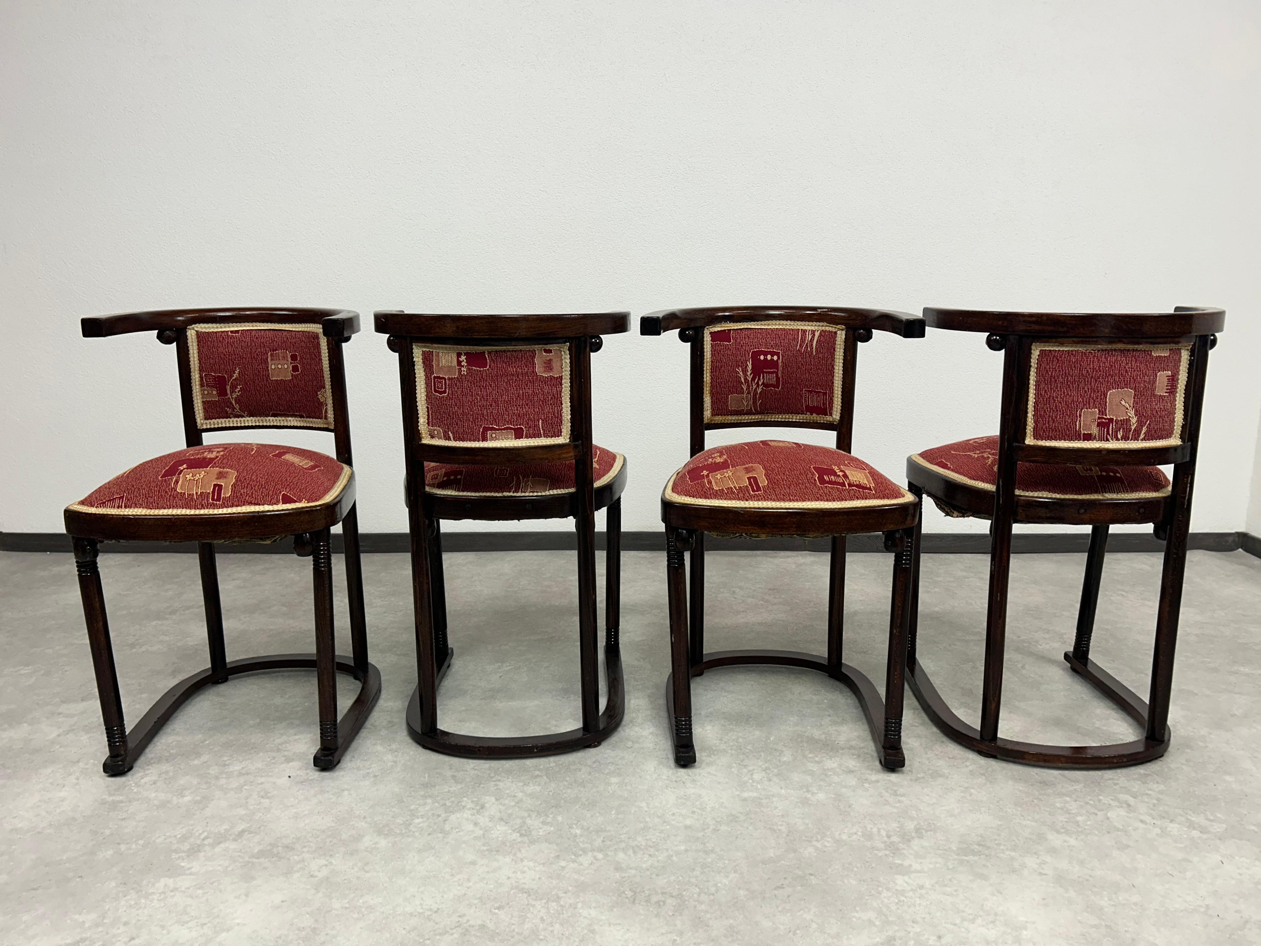 Austrian Set of 4 Fledermaus chairs no.728 arch. Josef Hoffmann