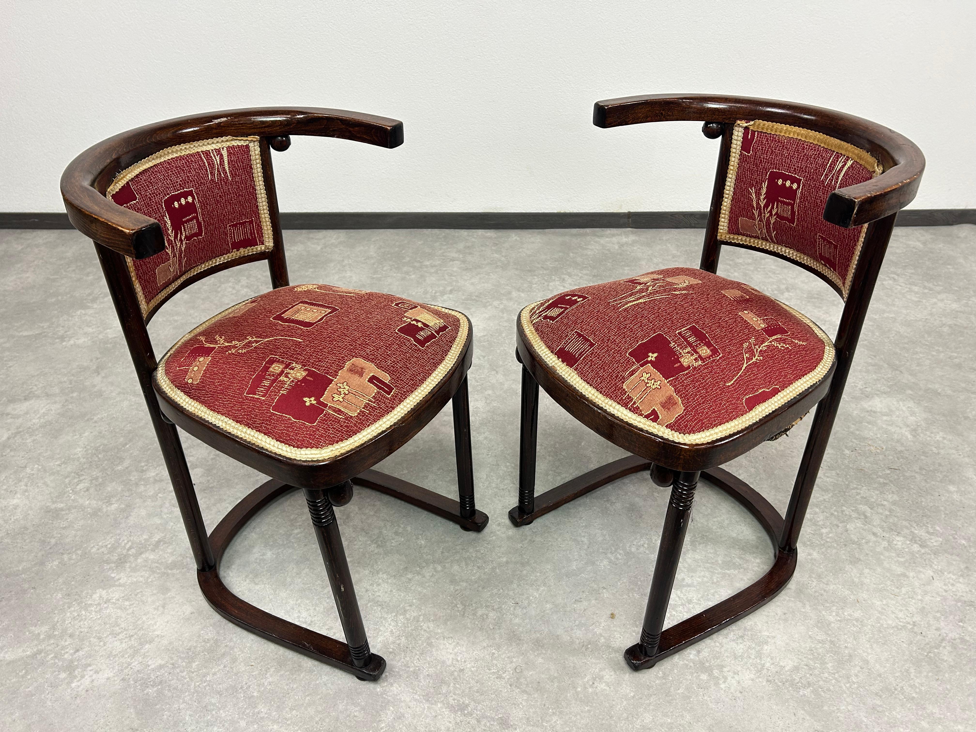 Early 20th Century Set of 4 Fledermaus chairs no.728 arch. Josef Hoffmann