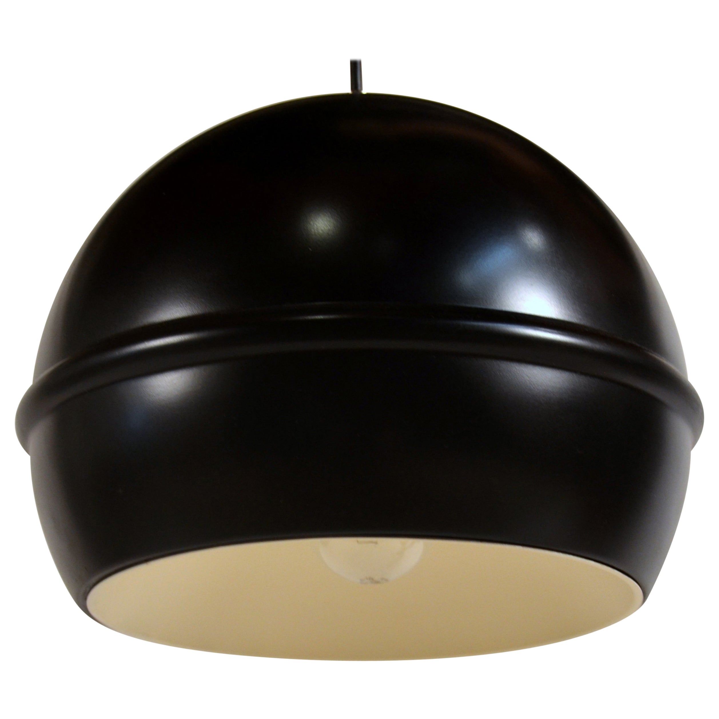 Ensemble de 4 pendentifs Globe noir français des années 1960 en vente