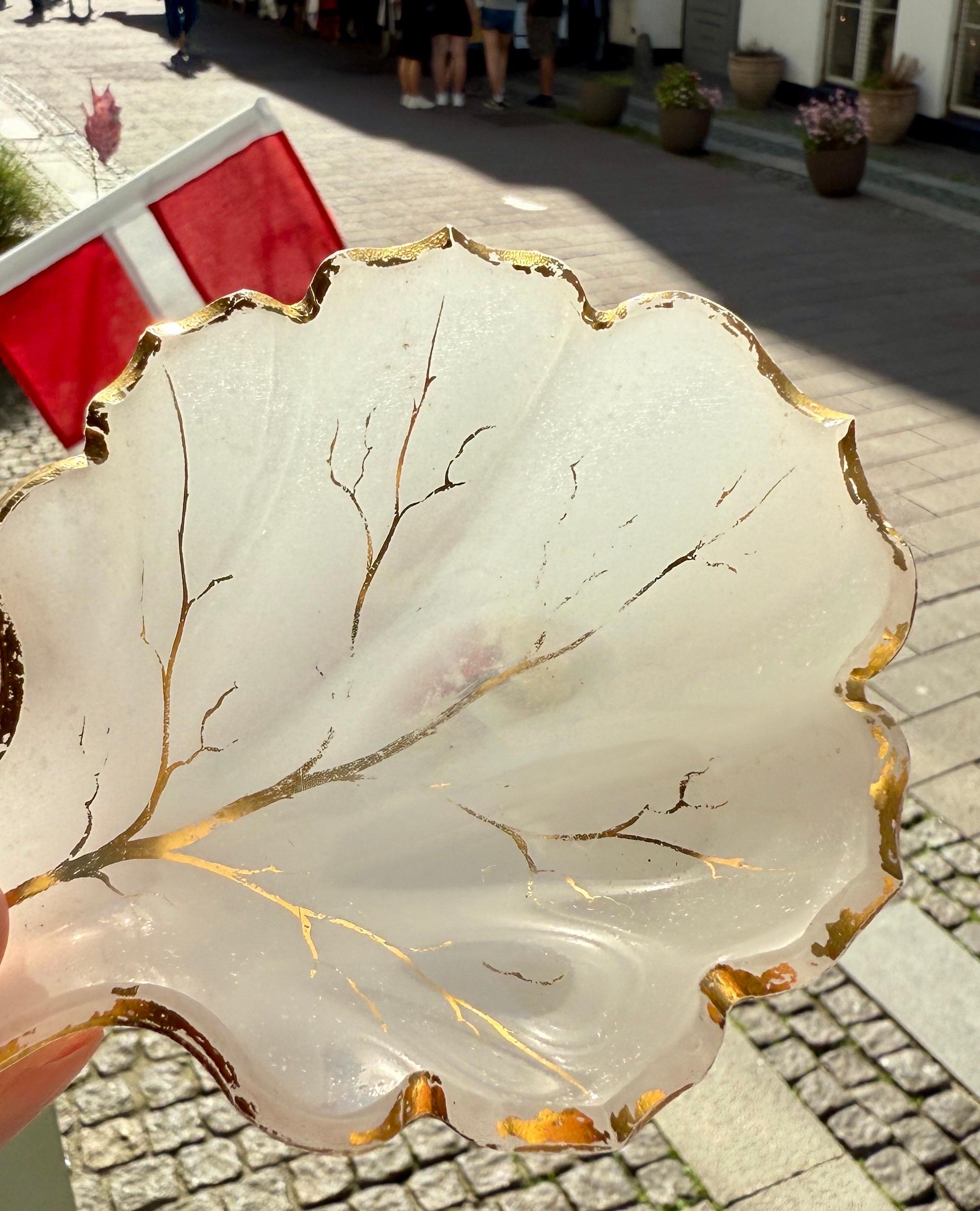 Satz von 4 French Opaline Candy Dishes des 19. Jahrhunderts in Blattform im Angebot 5