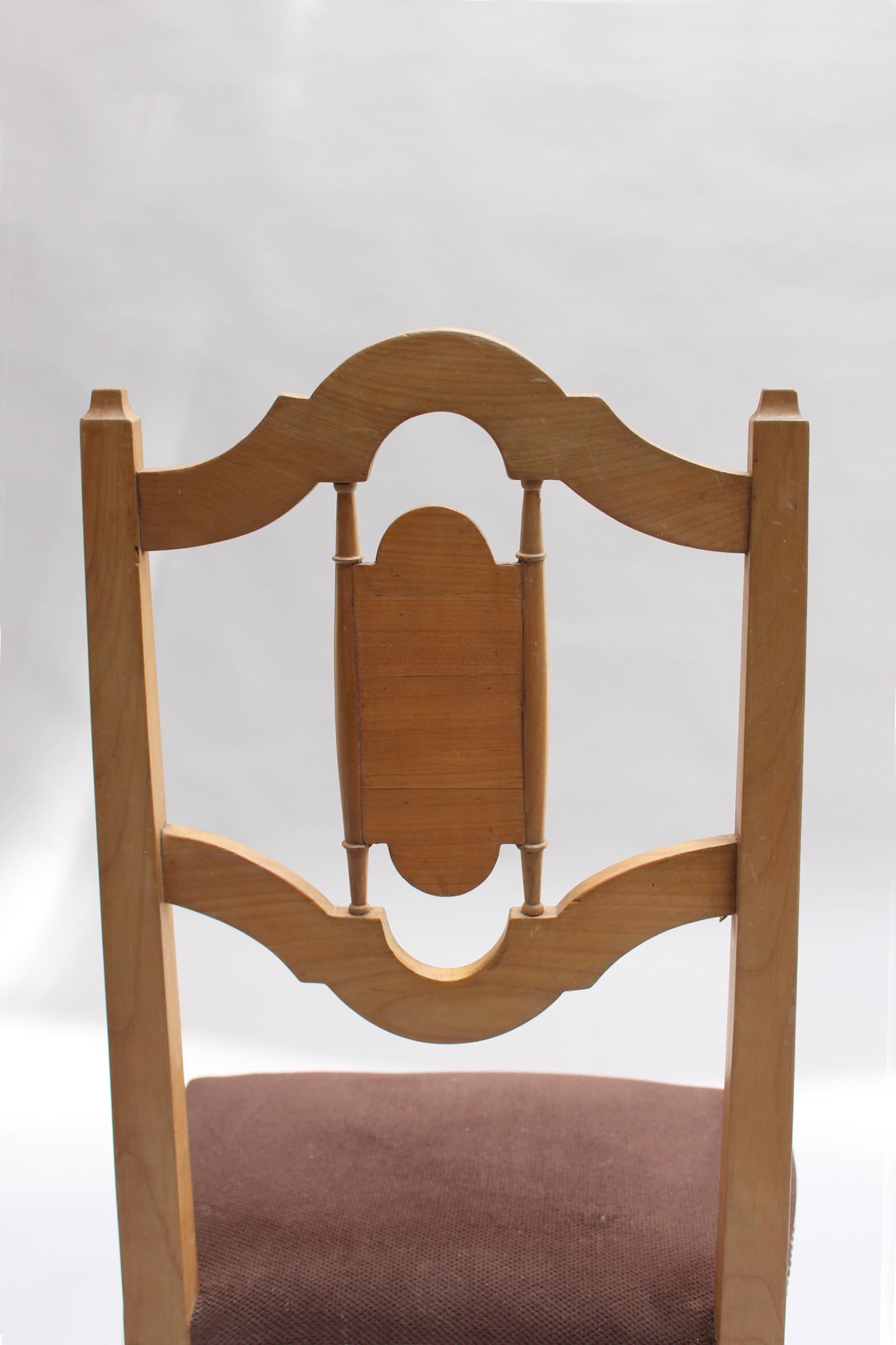 Satz von 4 französischen Art-Déco-Beistellstühlen aus Kirschbaumholz von Georges Soutiras im Angebot 6