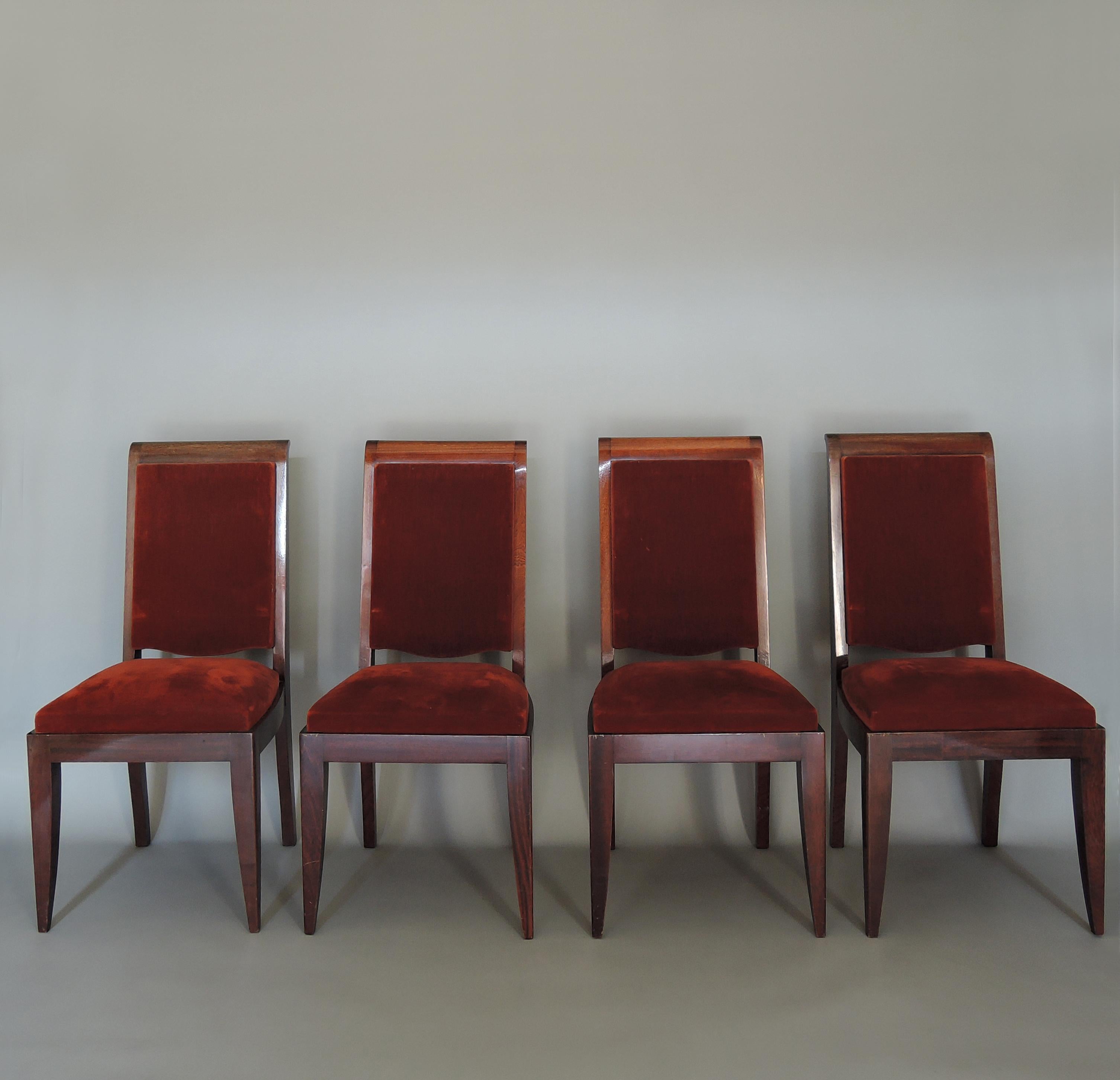 Art Déco Set di 4 sedie da pranzo in mogano Art Deco francese di Gaston Poisson in vendita