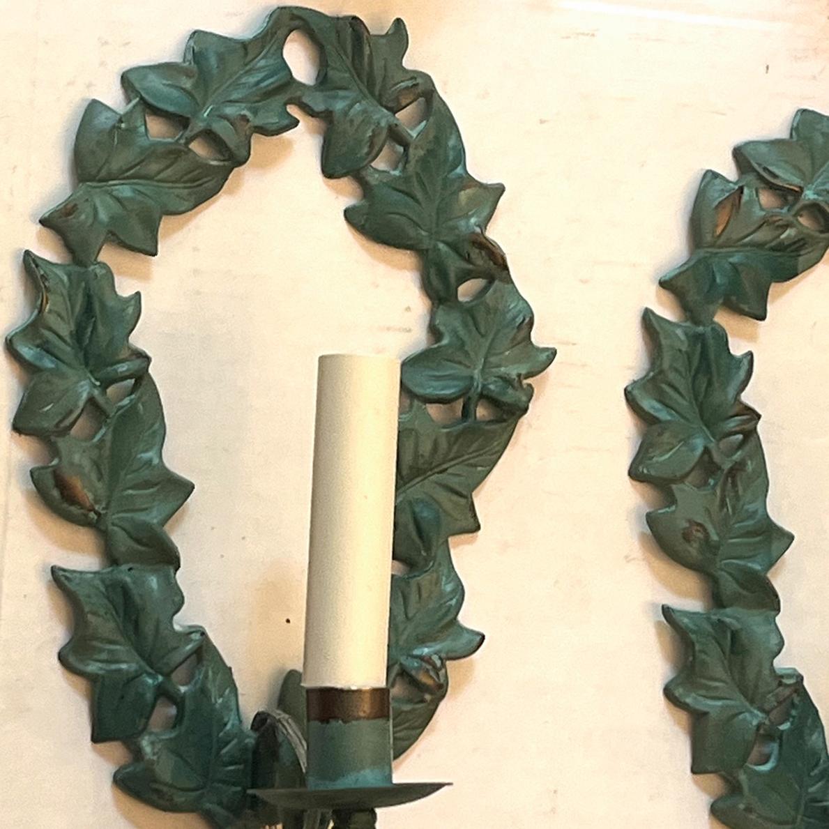 Set di 4 lampade in bronzo francese, vendute a coppia in vendita 3