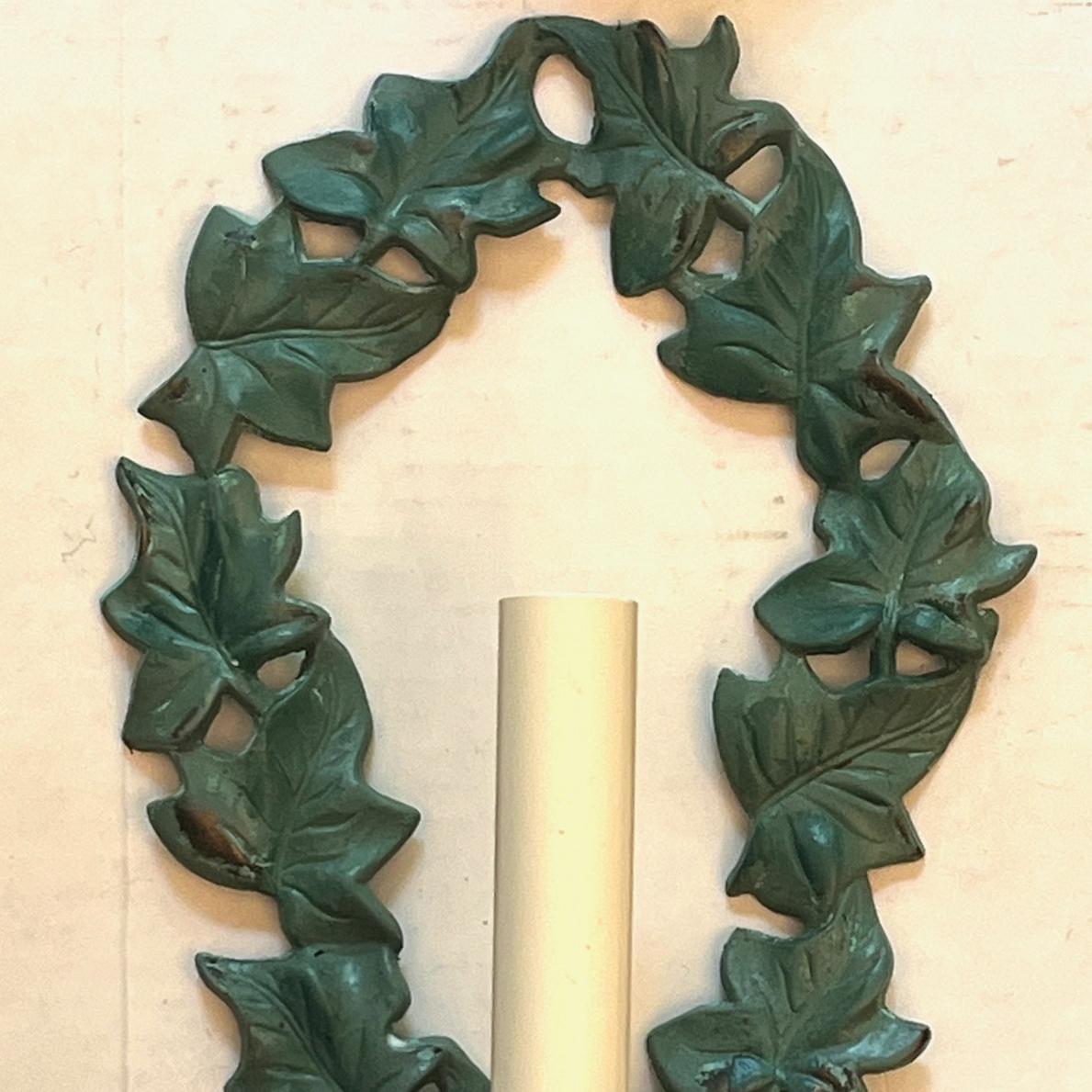 Bronzo Set di 4 lampade in bronzo francese, vendute a coppia in vendita