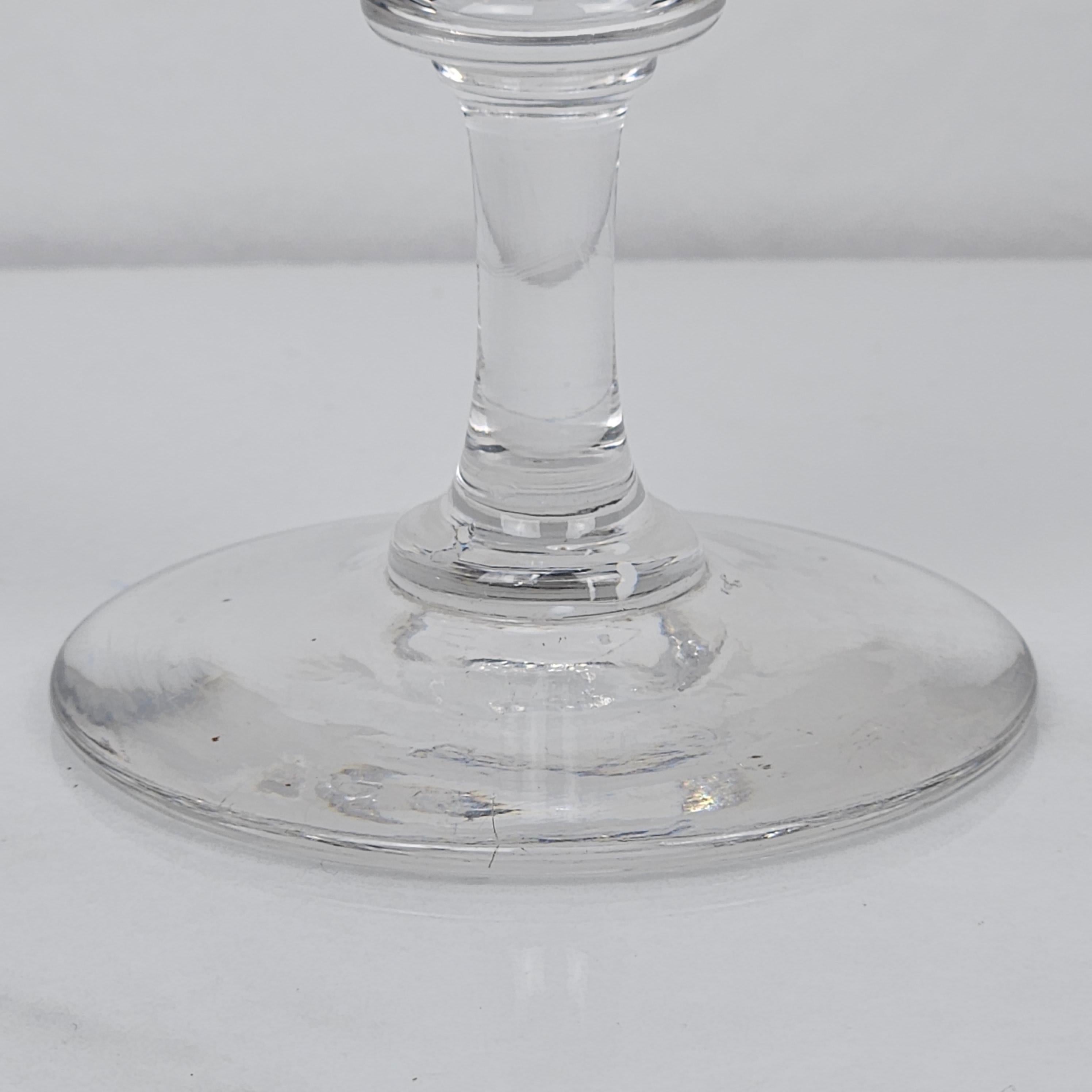 Ensemble de 4 flûtes à champagne françaises en cristal, vers 1870 Bon état - En vente à Oud Beijerland, NL