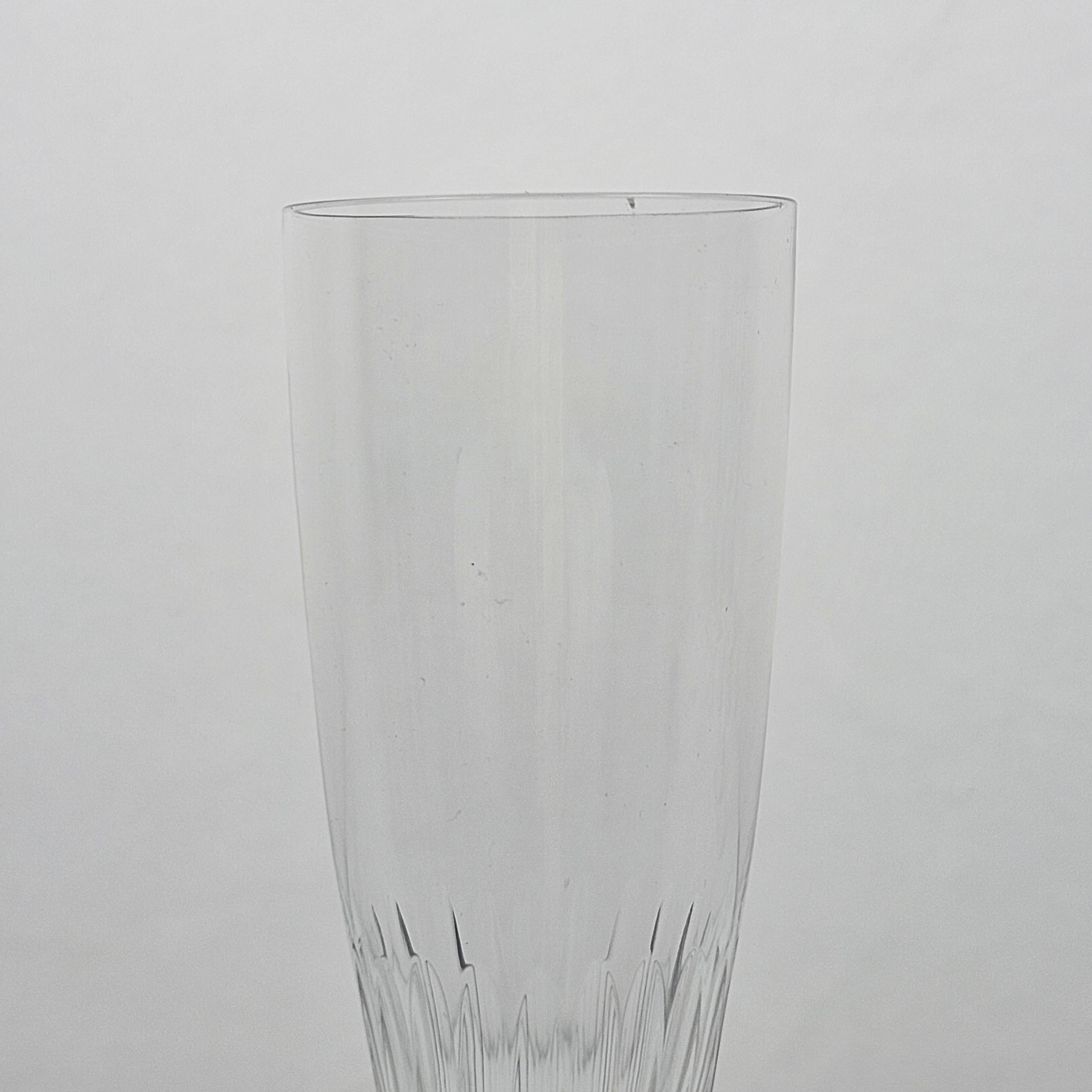 Ensemble de 4 flûtes à champagne françaises en cristal, vers 1870 en vente 1