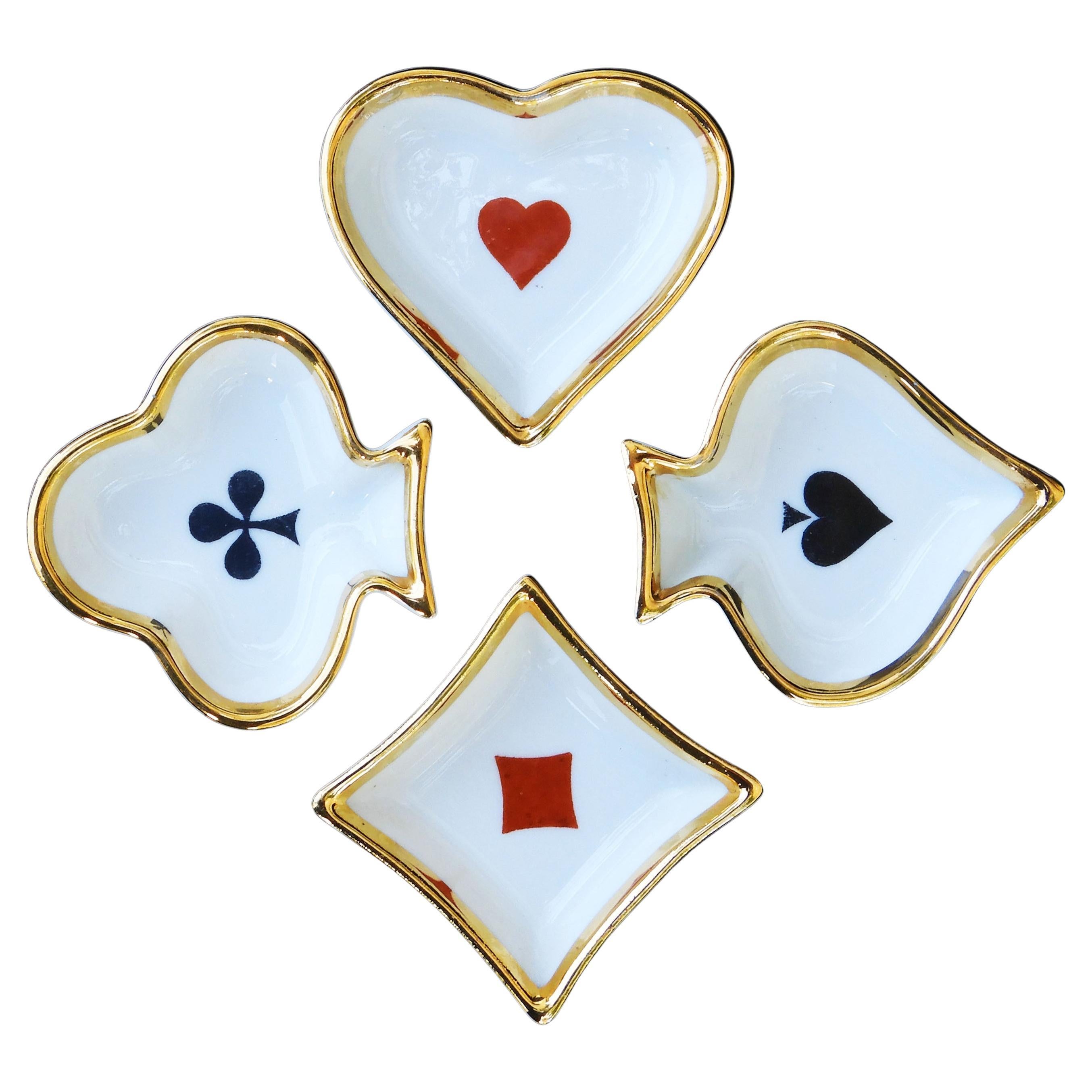 Satz von 4 Französisch Limoges Porzellan Spielkarte Thematische Gerichte/Ashrays C1960s im Angebot