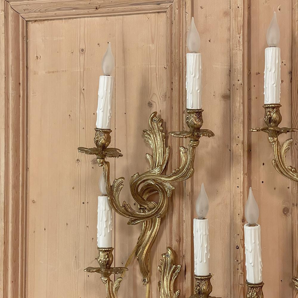 Set of 4 French Louis XV Bronze Electrified Wall Sconces In Good Condition In Dallas, TX