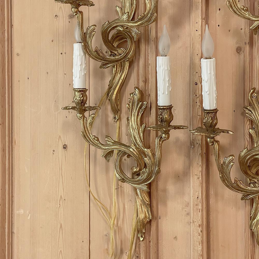 20th Century Set of 4 French Louis XV Bronze Electrified Wall Sconces