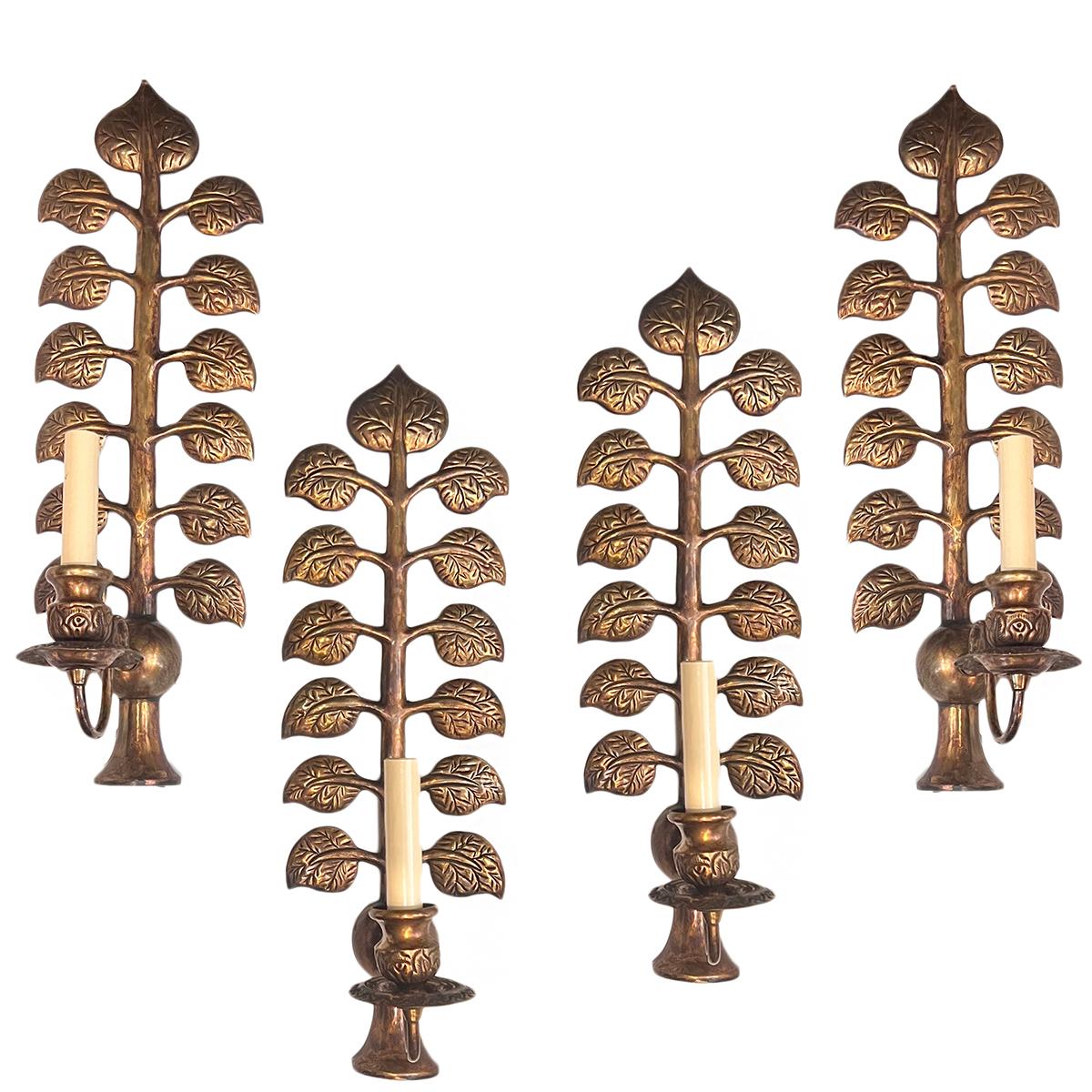 Bronzo Set di 4 sconsigliere francesi Repousse, vendute a coppia in vendita