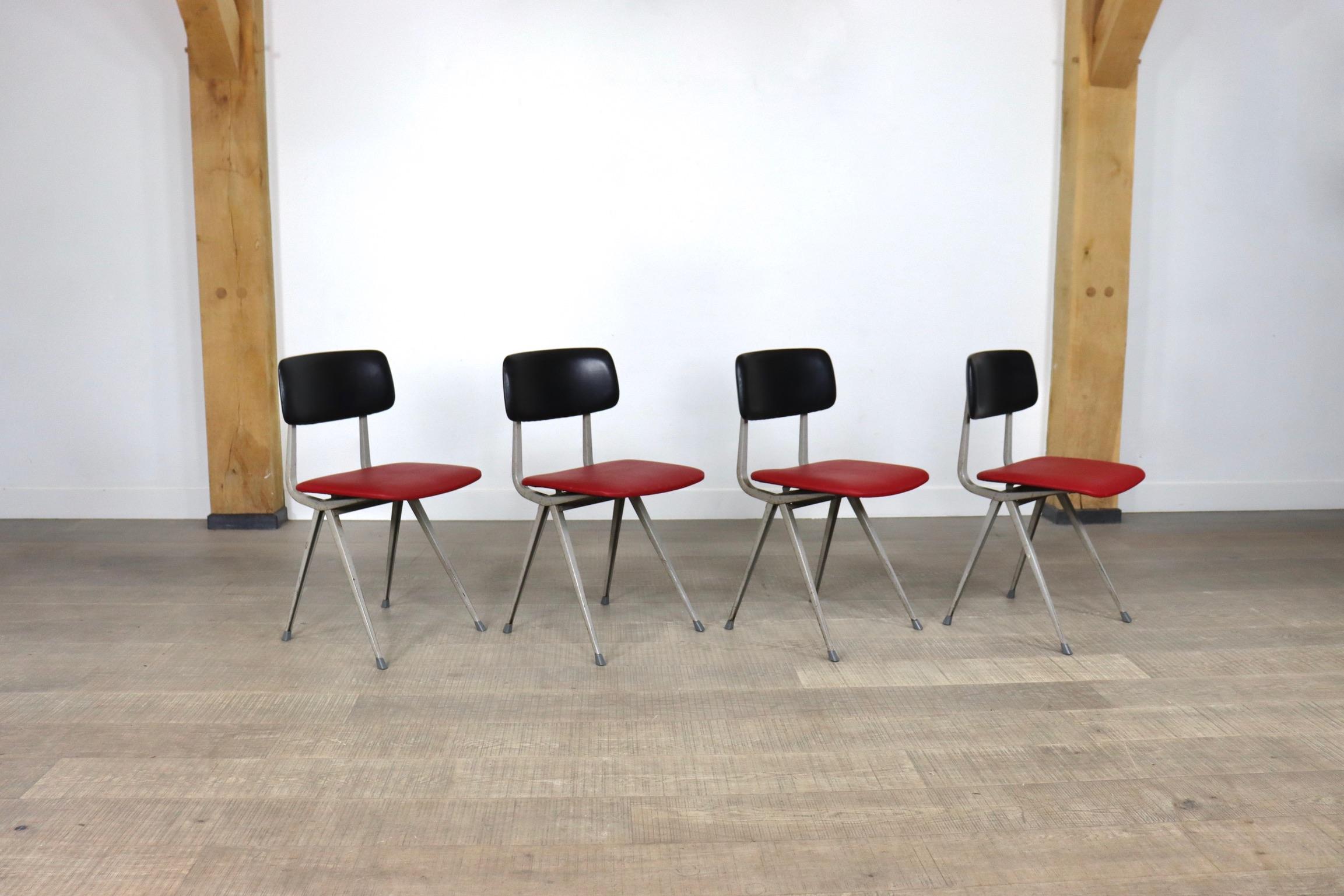 Mid-20th Century Set of 4 Friso Kramer for Ahrend de Cirkel “Result” Dining Chairs, Netherlands 67 For Sale