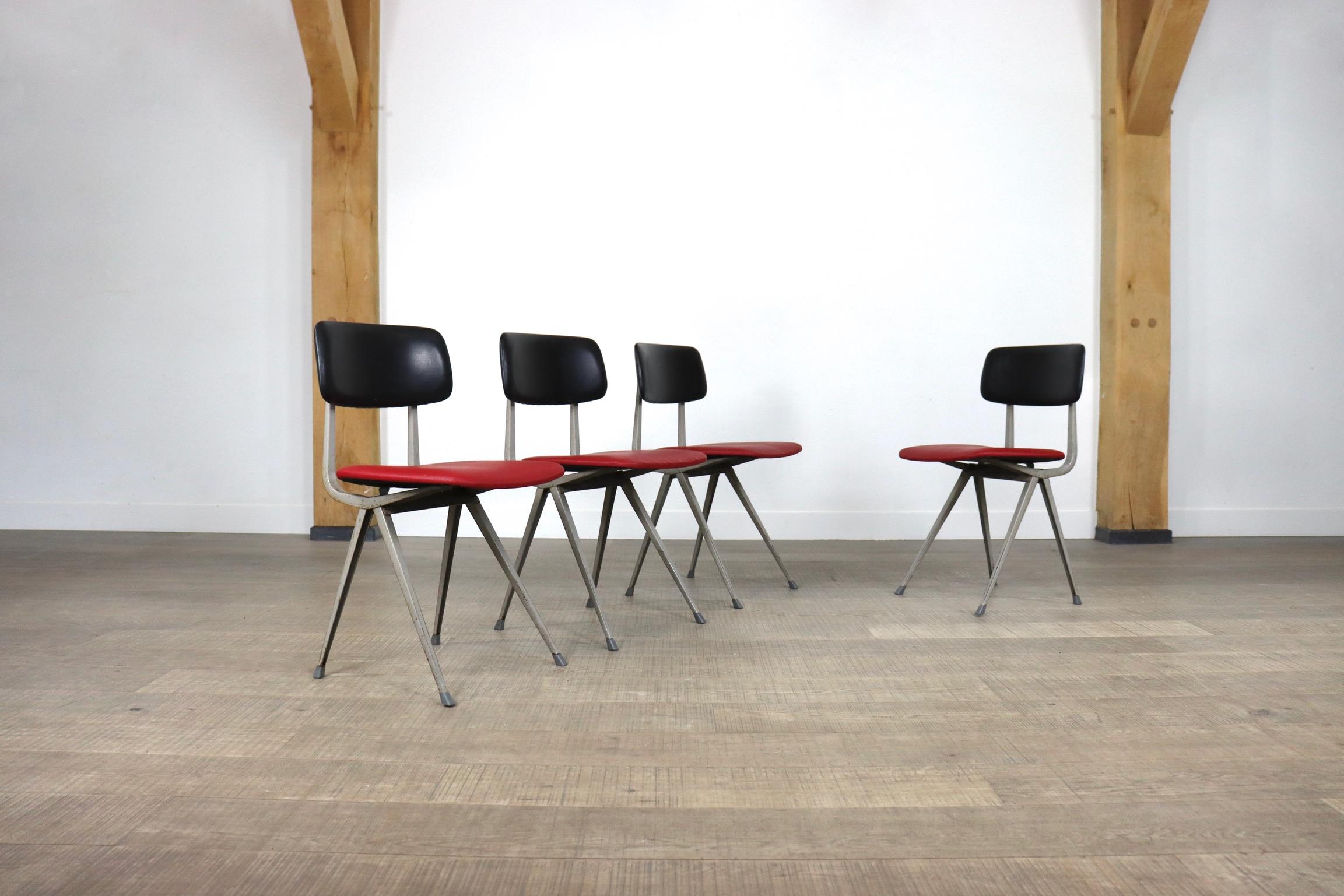 Ensemble de 4 chaises de salle à manger Friso Kramer pour Ahrend de Cirkel Result, Pays-Bas 67 en vente 2