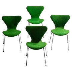 Set of 4 Fritz Hansen butterfly chairs in deep green fabric, 1980s