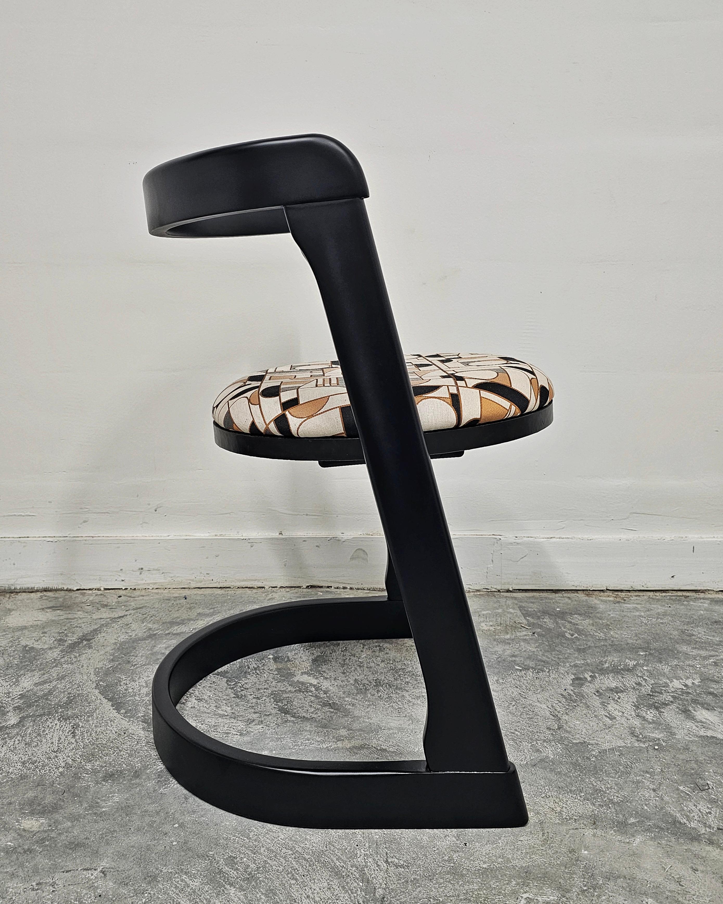 Ensemble de 4 chaises 