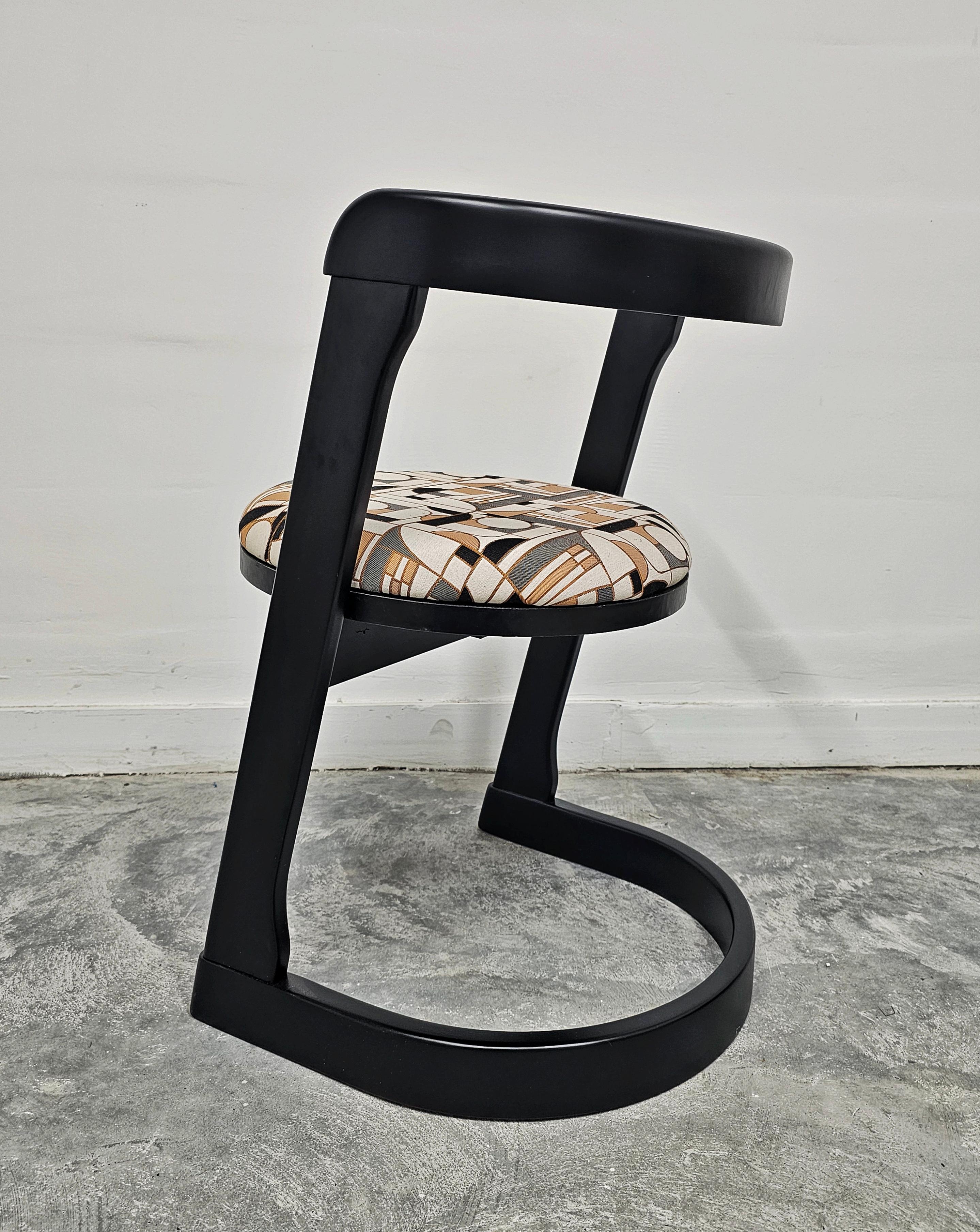 Fin du 20e siècle Ensemble de 4 chaises 