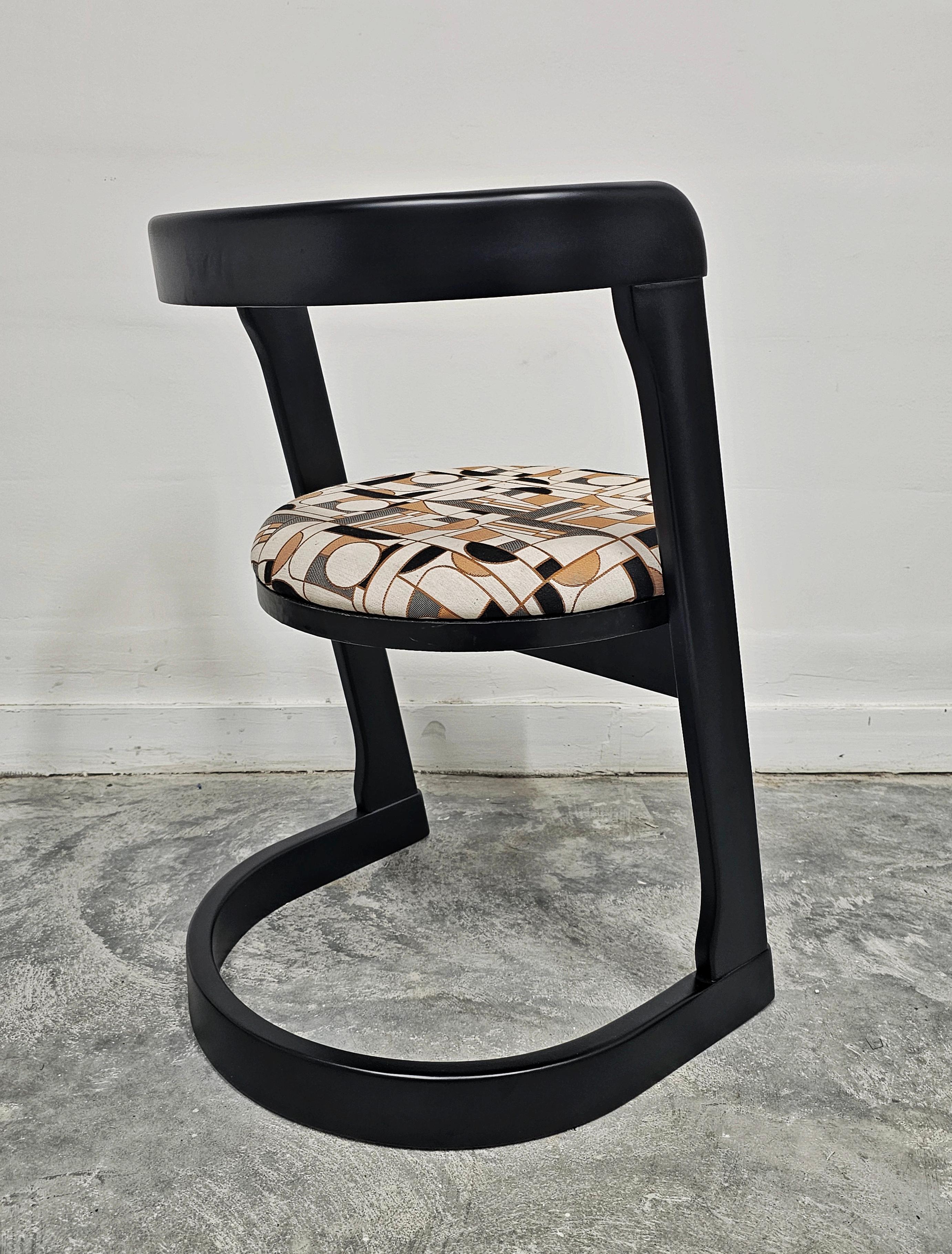 Ensemble de 4 chaises 