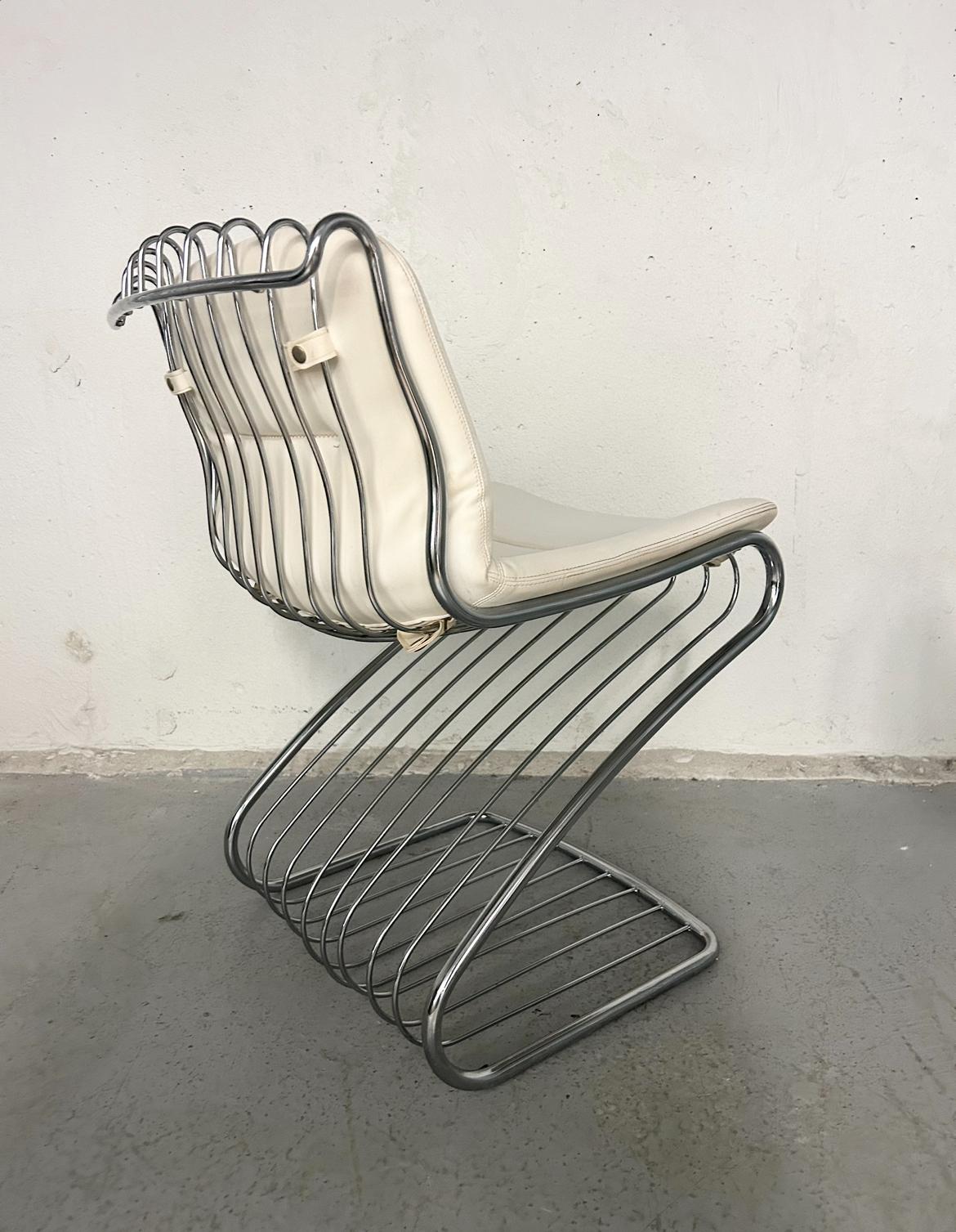 Late 20th Century Set of 4 Gastone Rinaldi Wire Chrome Cantilever Chairs