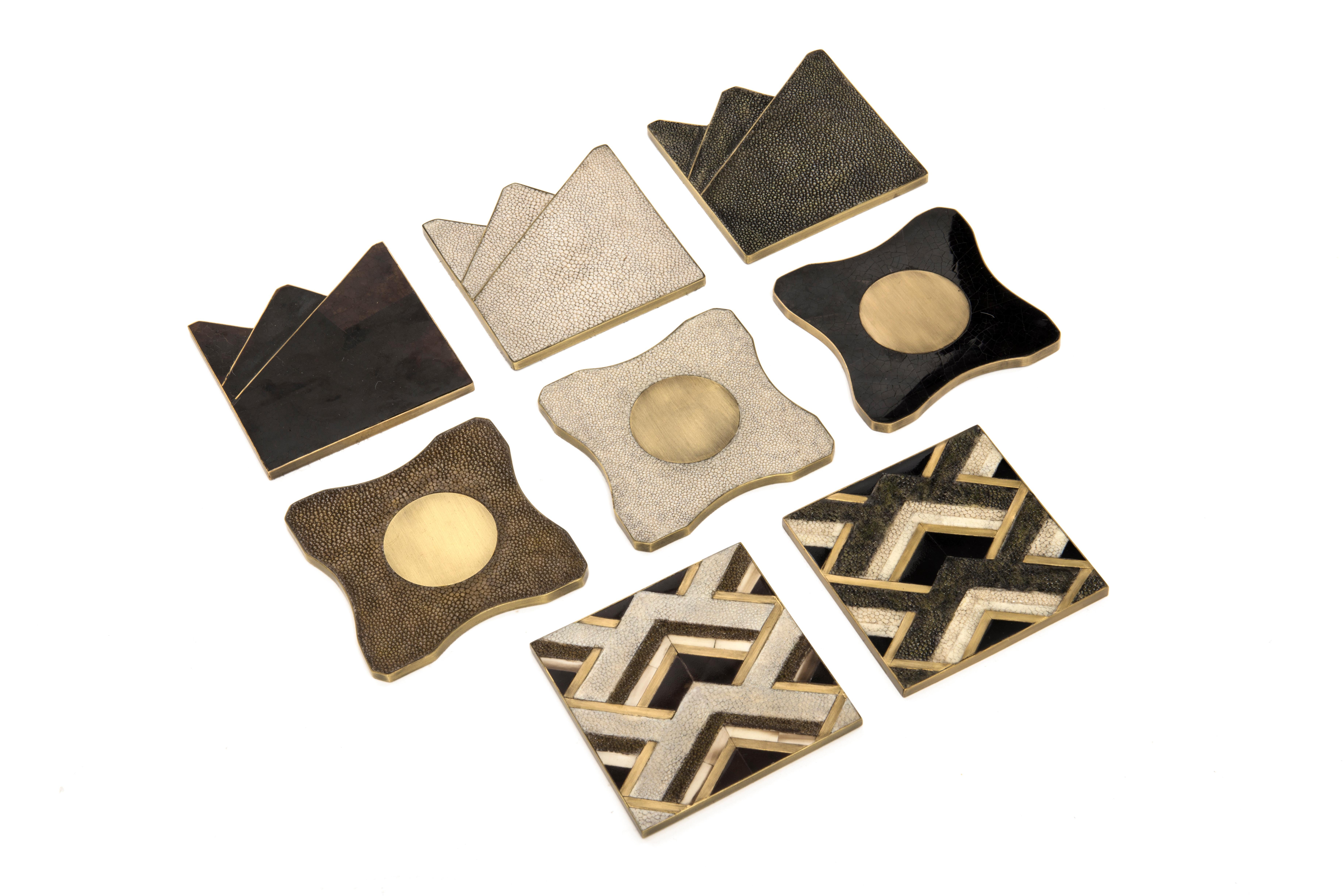 French Set of 4 Geometric Coasters Inlaid in Shagreen, Shell and Brass by Kifu, Paris For Sale