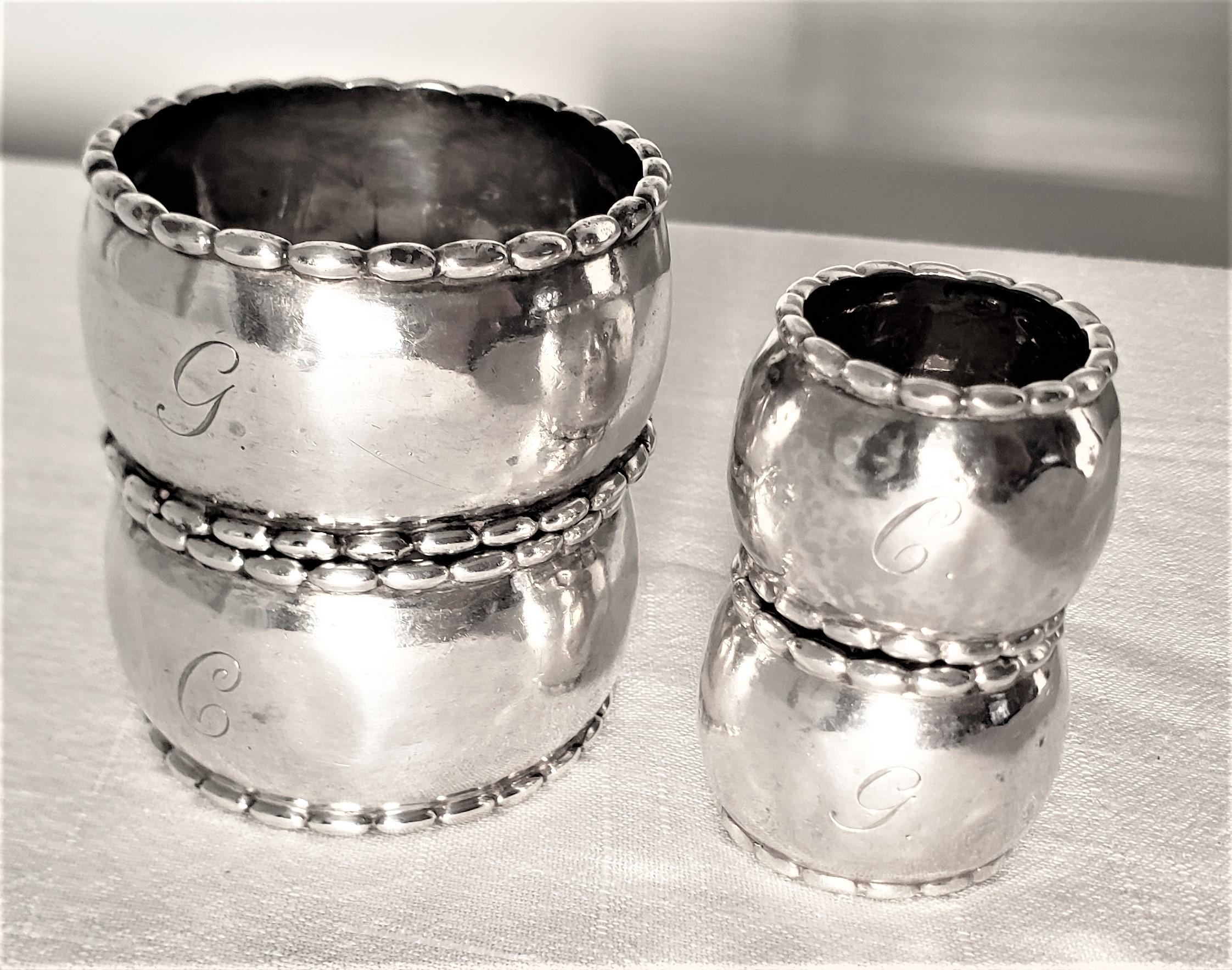 Juego de 4 servilleteros Georg Jensen de plata de ley martillados a mano Danés en venta