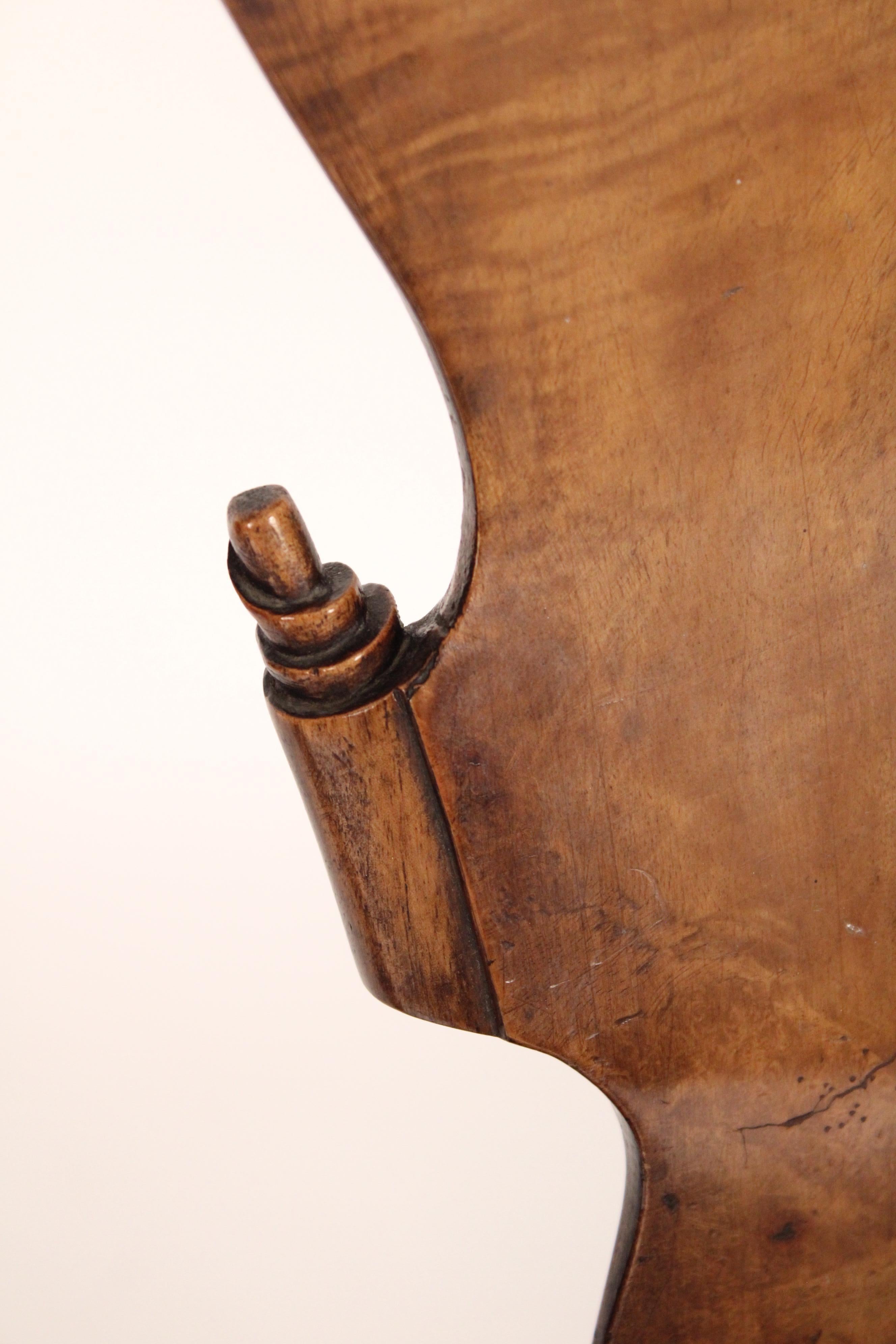 Set of 4 George I style Walnut and Burl Elm Side Chairs 2