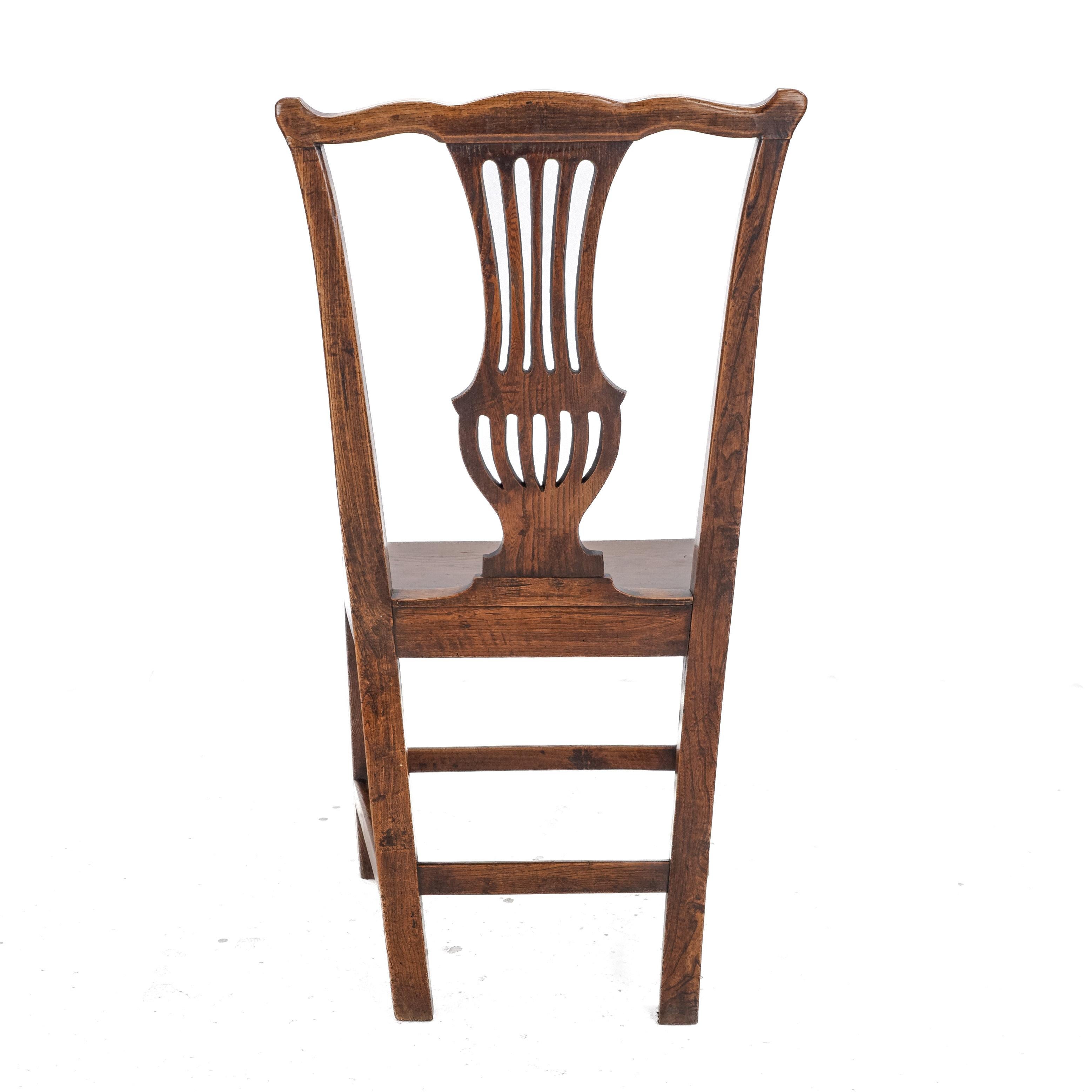 Set of 4 Georgian Elm Chippendale Country Dining Chairs, c.18th George III For Sale 6